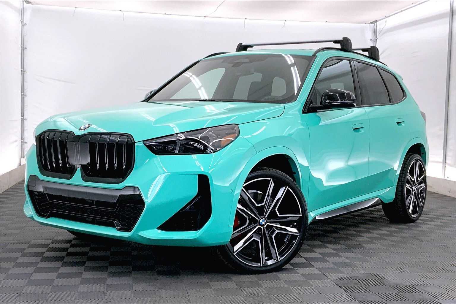 Thumbnail: 2025 BMW X1 - 1