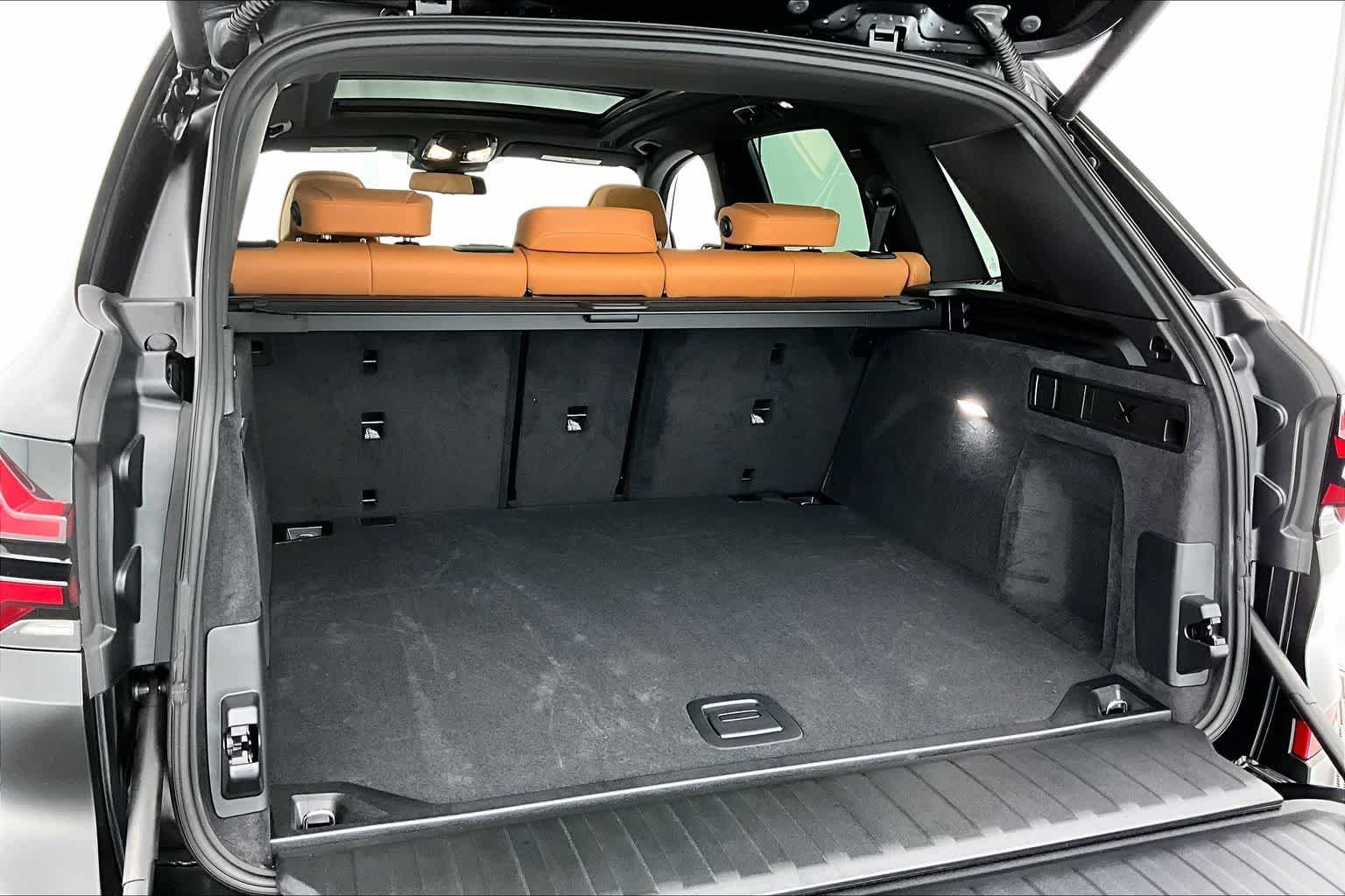 Thumbnail: 2026 BMW X5 - 19