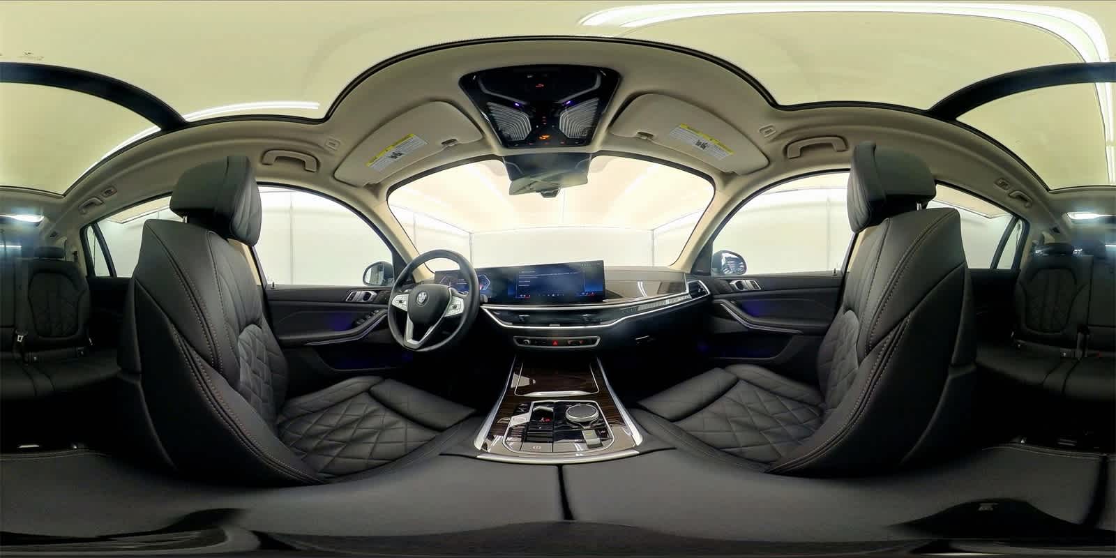 Thumbnail: 2024 BMW X7 - 34