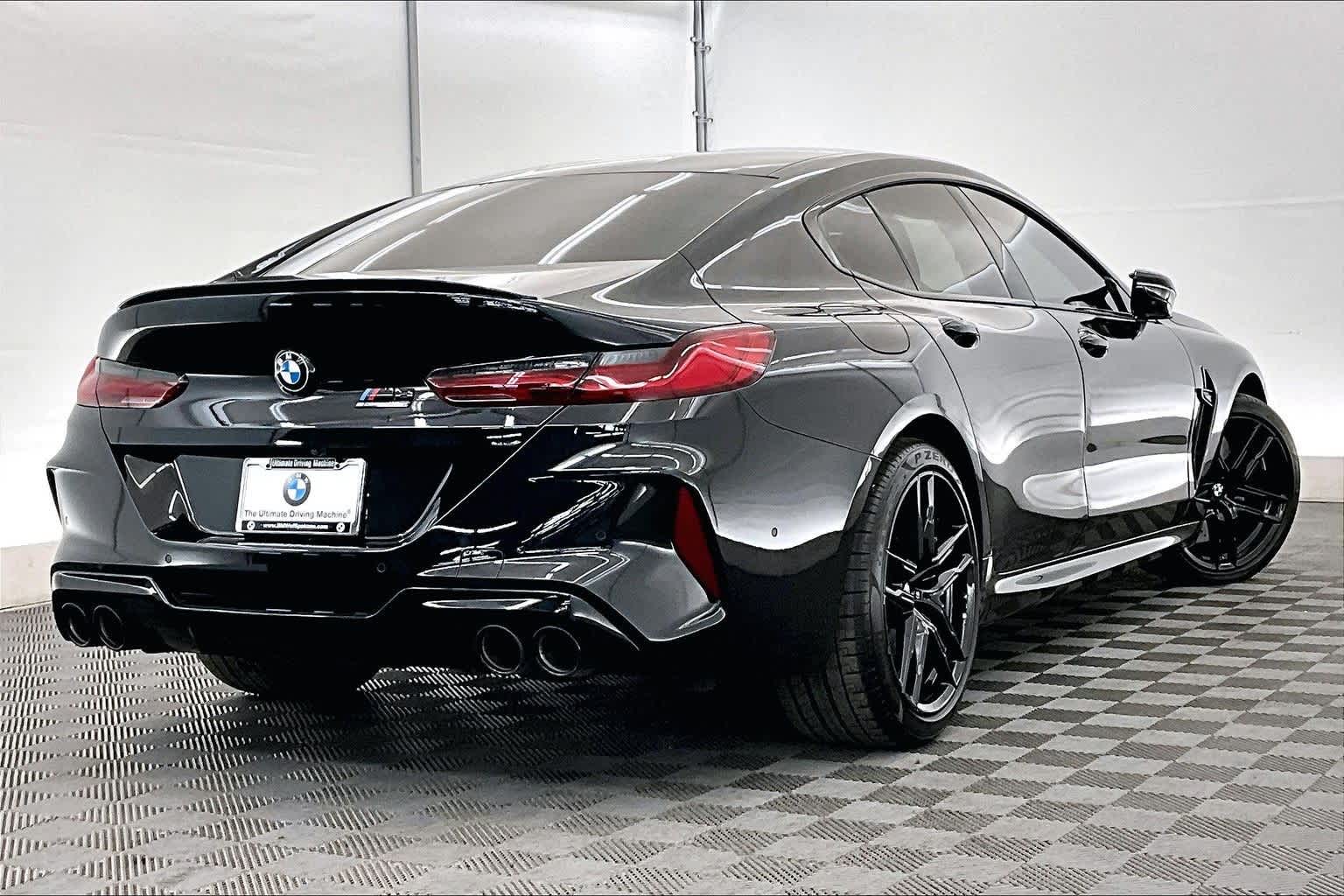 Thumbnail: 2025 BMW M8 - 22