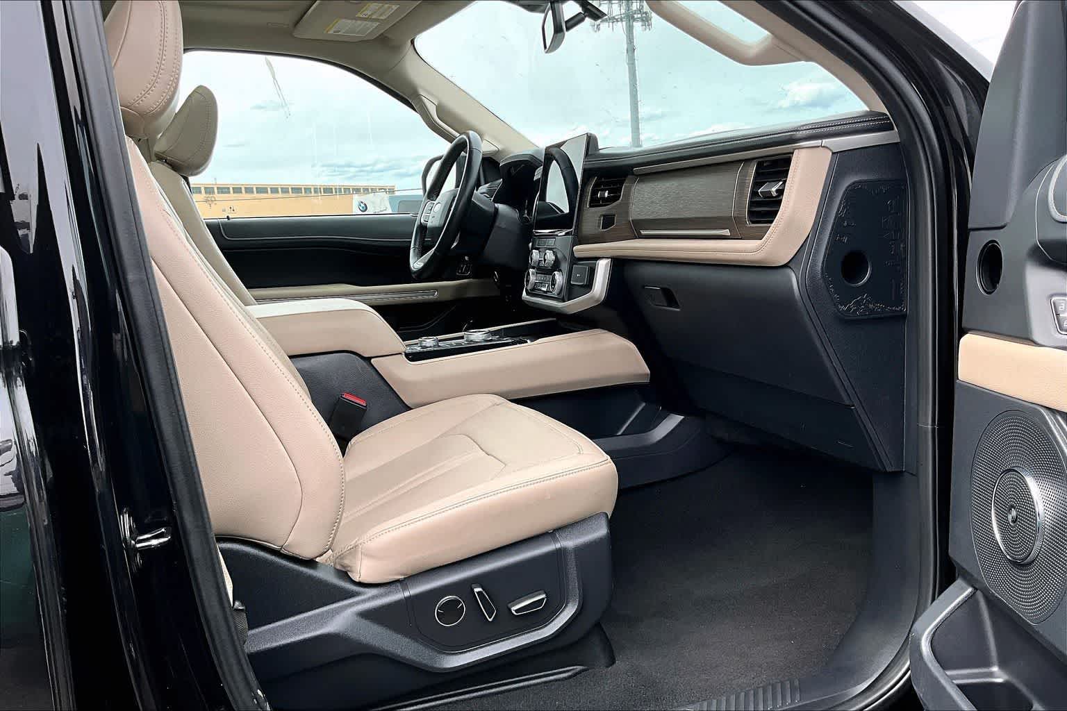 Thumbnail: 2024 Ford Expedition MAX - 14