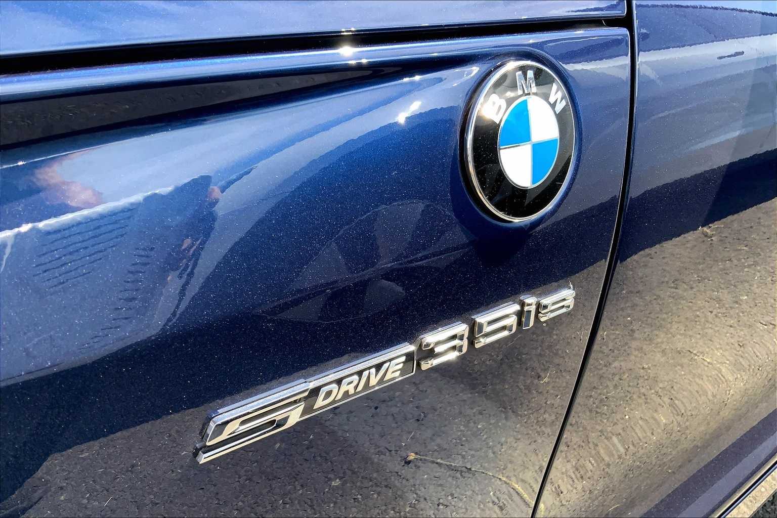 Thumbnail: 2011 BMW Z4 - 19