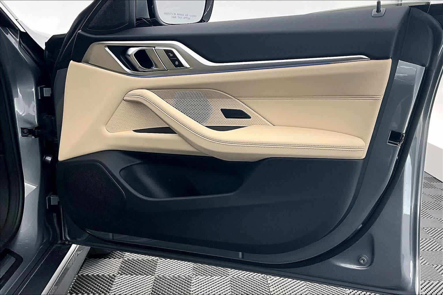 Thumbnail: 2025 BMW i4 - 28