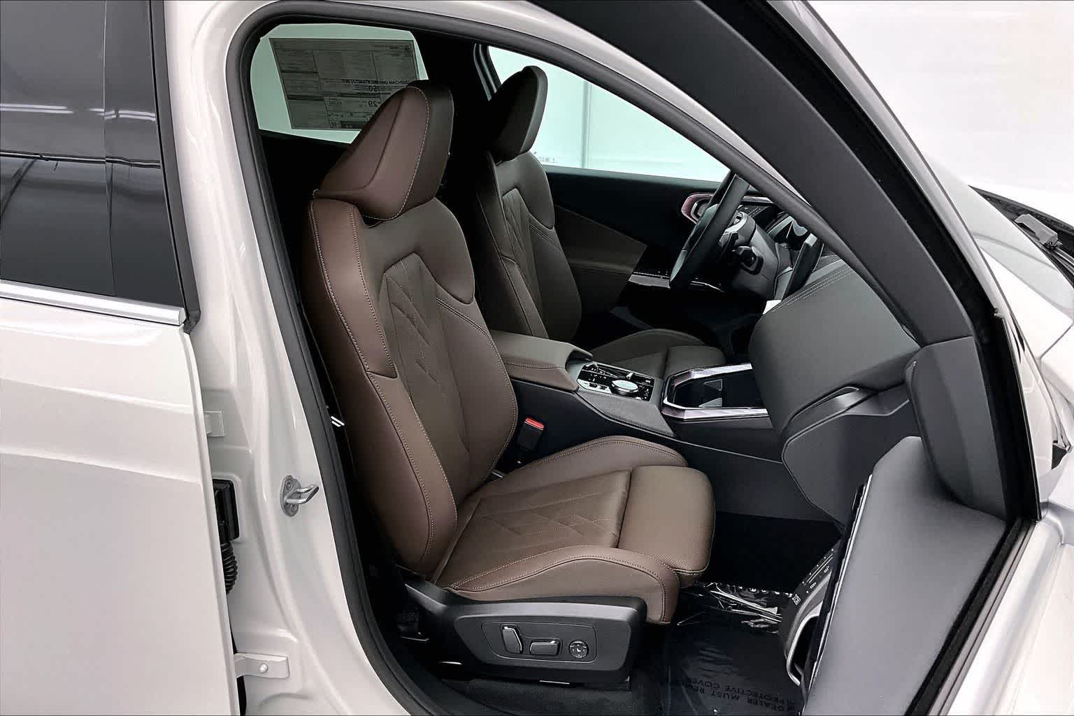 Thumbnail: 2026 BMW X3 - 14