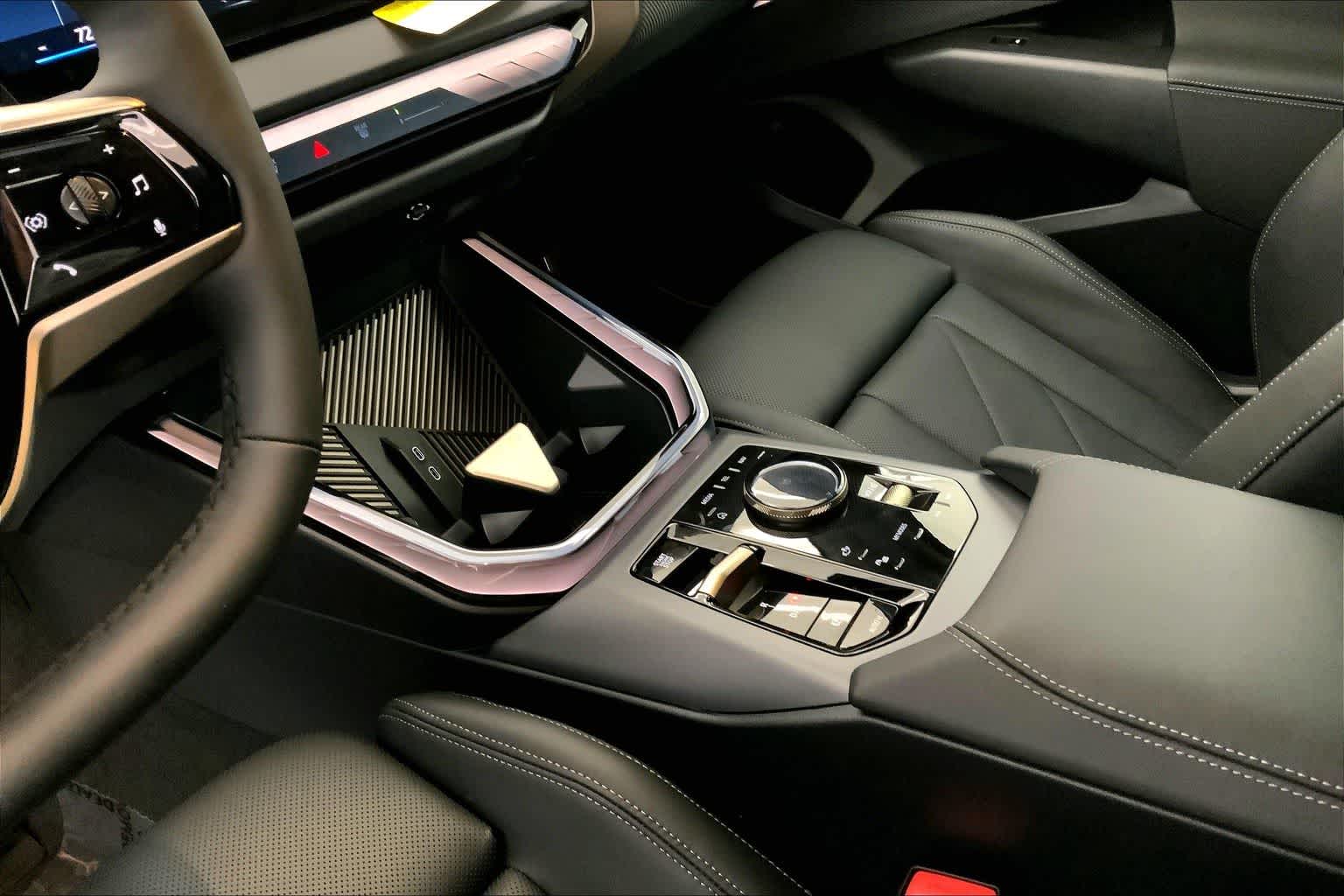 Thumbnail: 2025 BMW X3 - 17