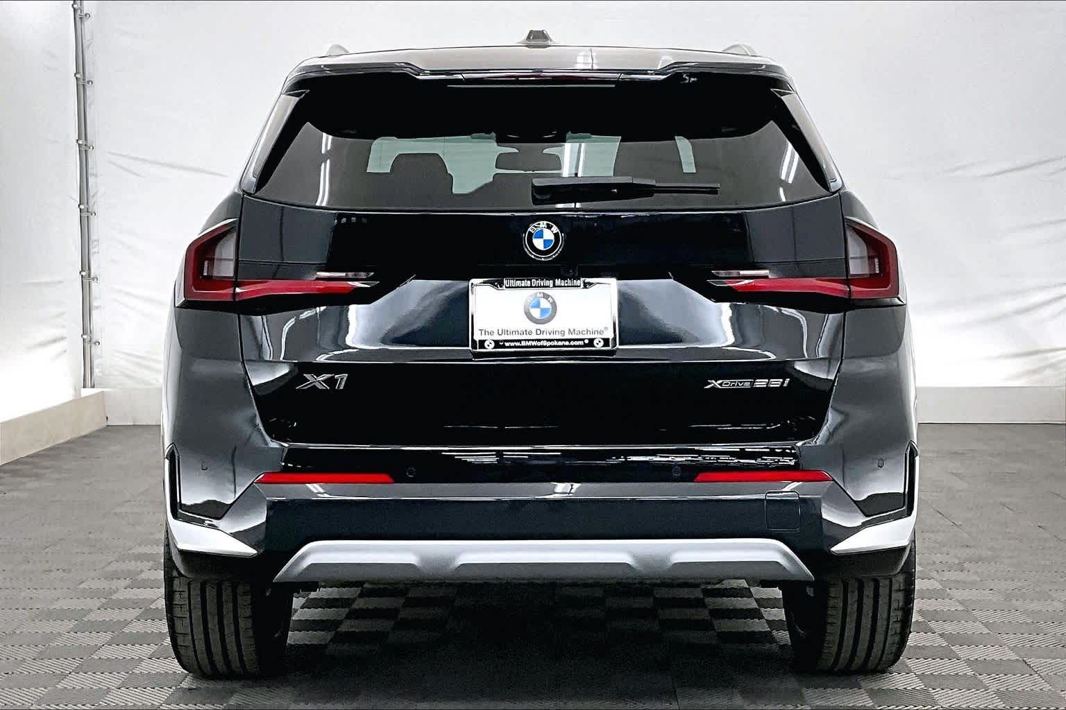Thumbnail: 2026 BMW X1 - 5