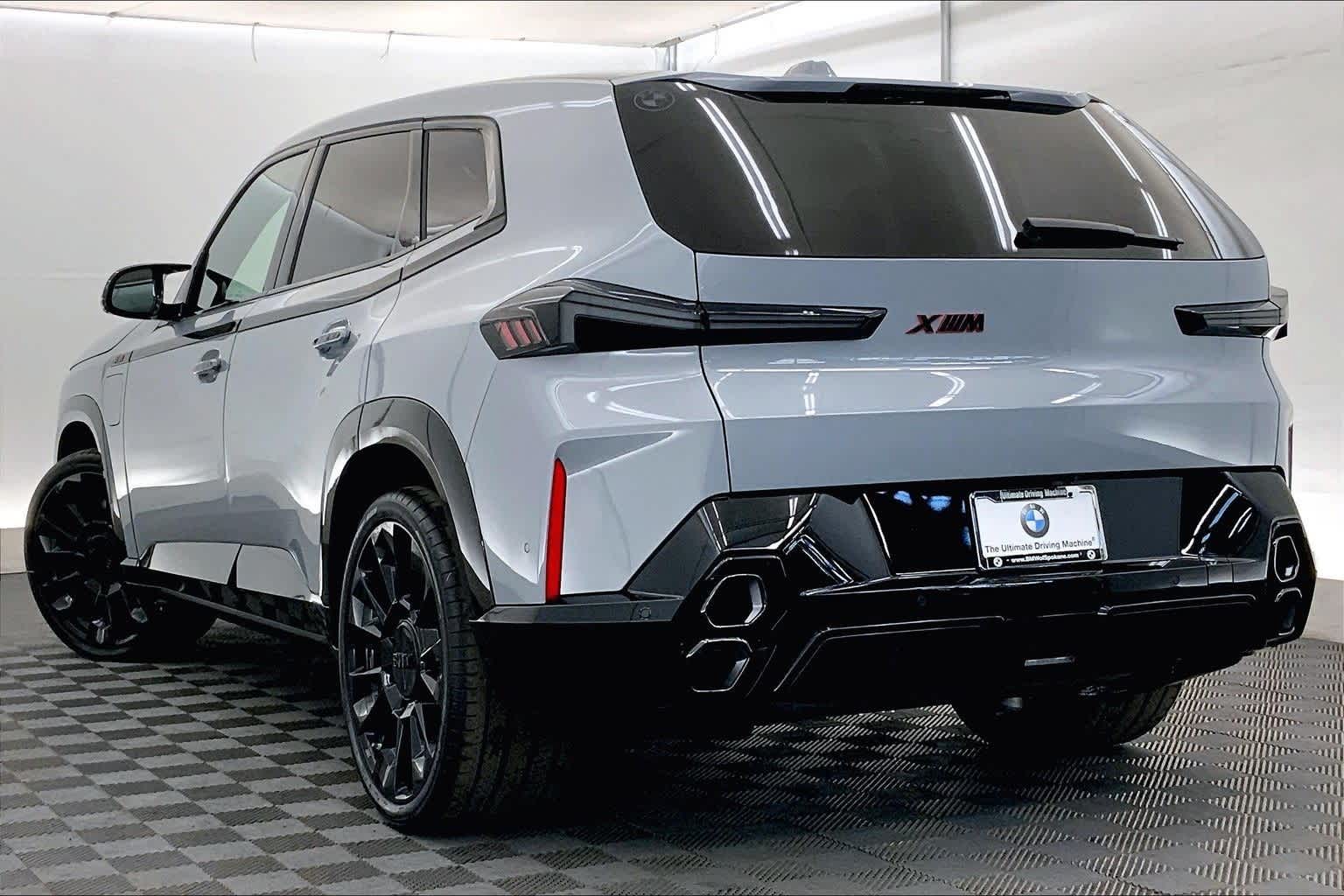 Thumbnail: 2026 BMW XM - 4