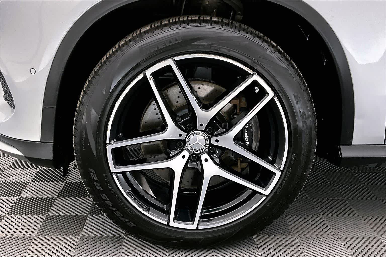 Thumbnail: 2016 Mercedes-Benz GLE - 8