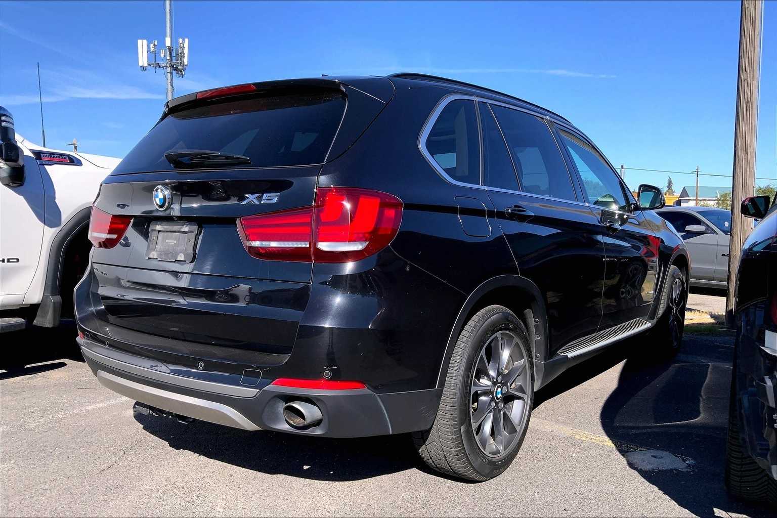 Thumbnail: 2015 BMW X5 - 19