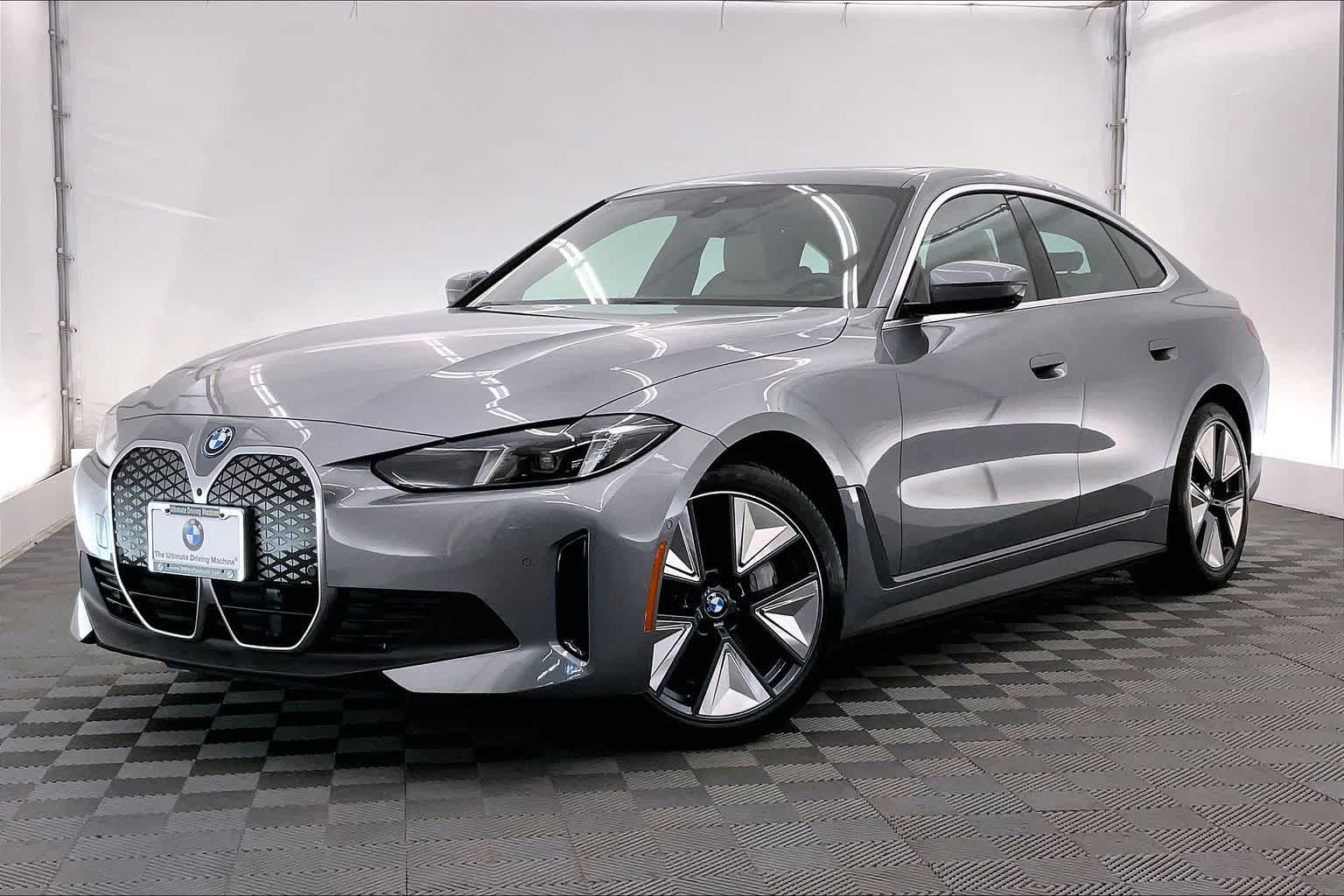 Thumbnail: 2025 BMW i4 - 1