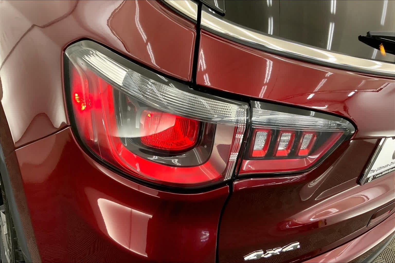 Thumbnail: 2022 Jeep Compass - 32