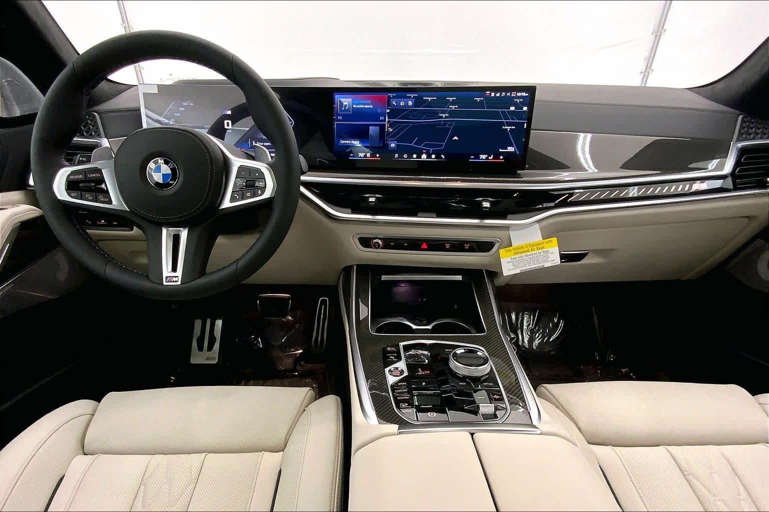 Thumbnail: 2026 BMW X7 - 10