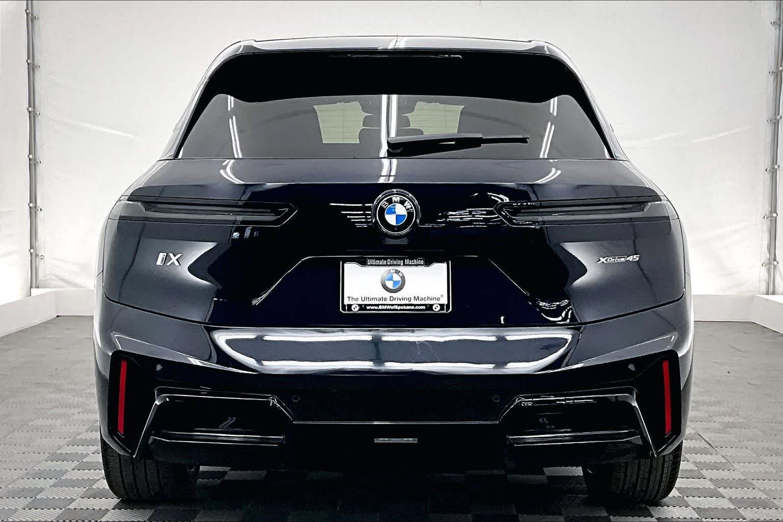 Thumbnail: 2026 BMW iX - 5