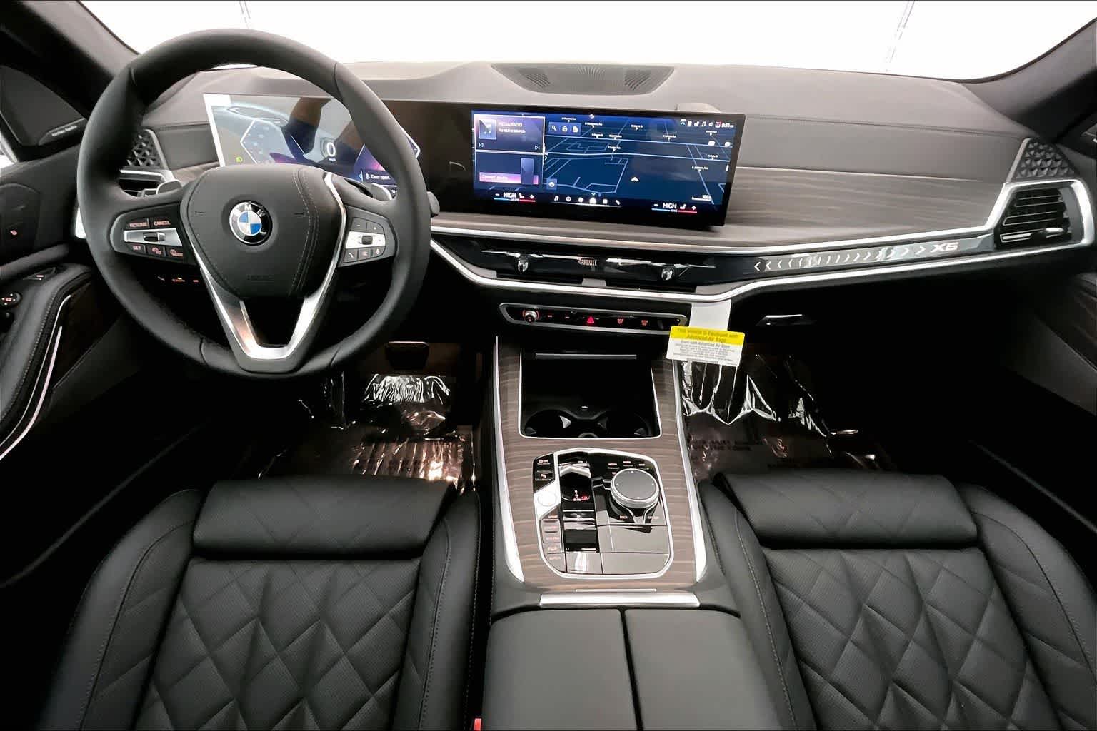 Thumbnail: 2026 BMW X5 - 10