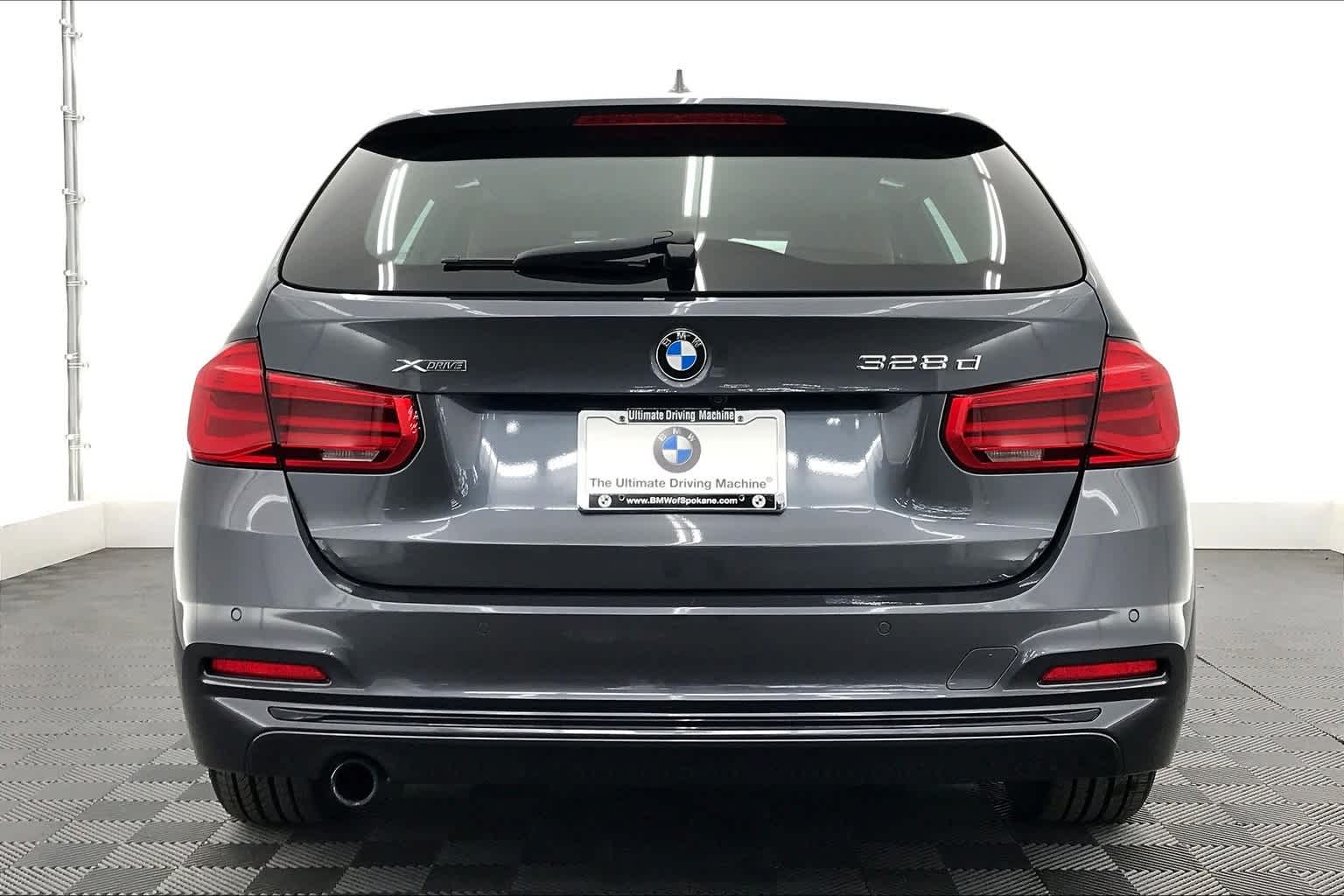 Thumbnail: 2016 BMW 3 Series - 3