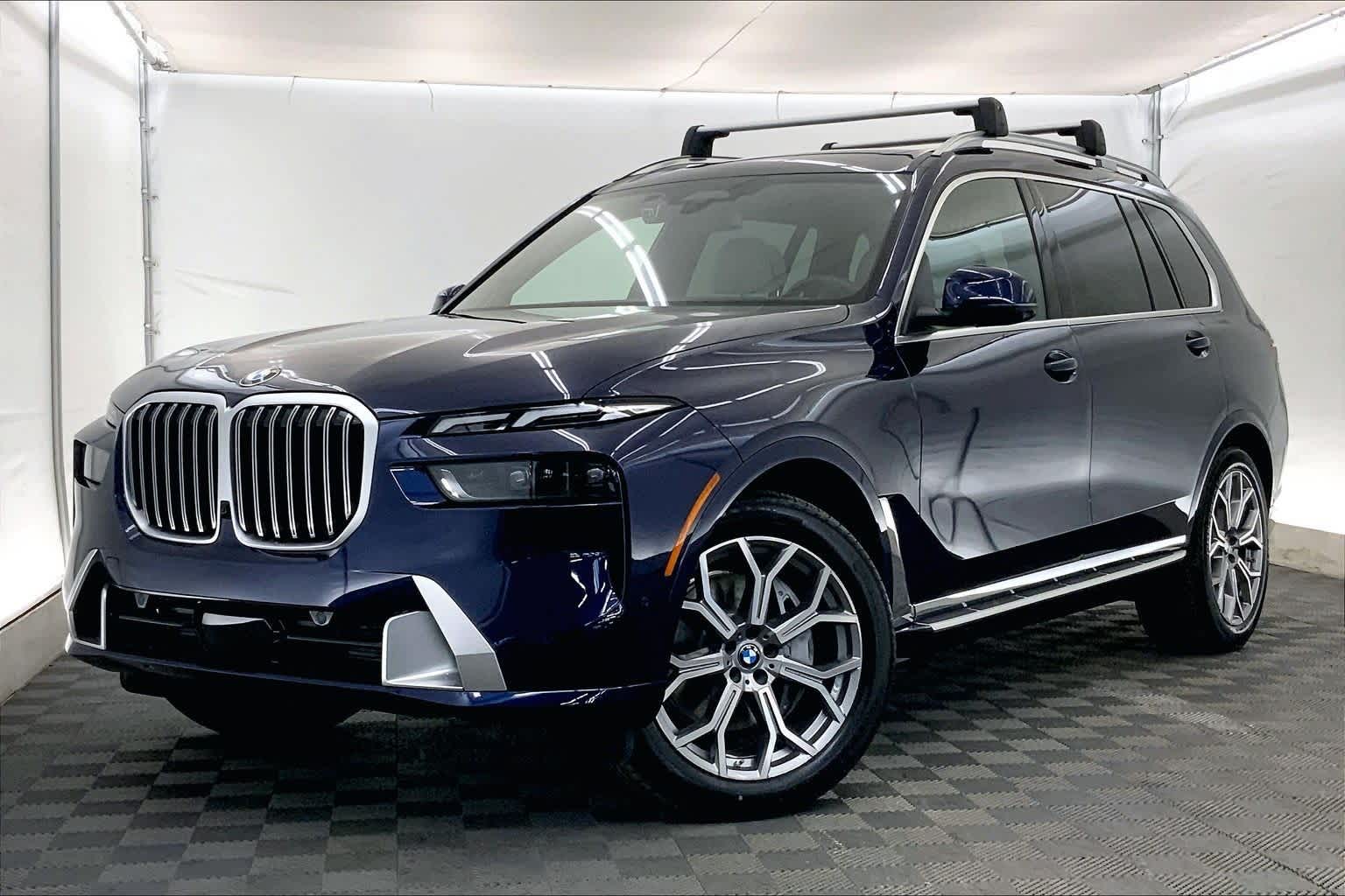 Thumbnail: 2026 BMW X7 - 1
