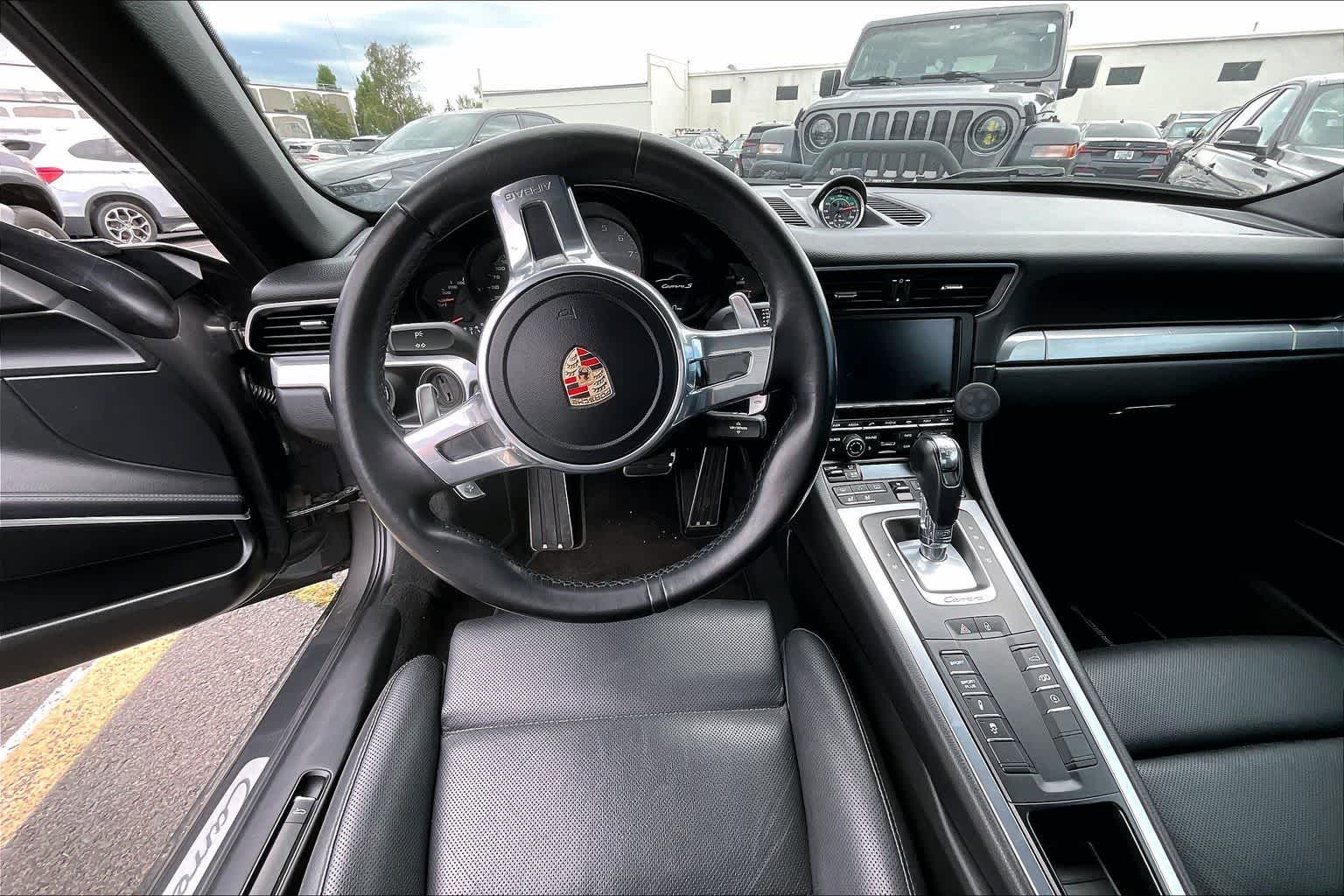 Thumbnail: 2013 Porsche 911 - 14