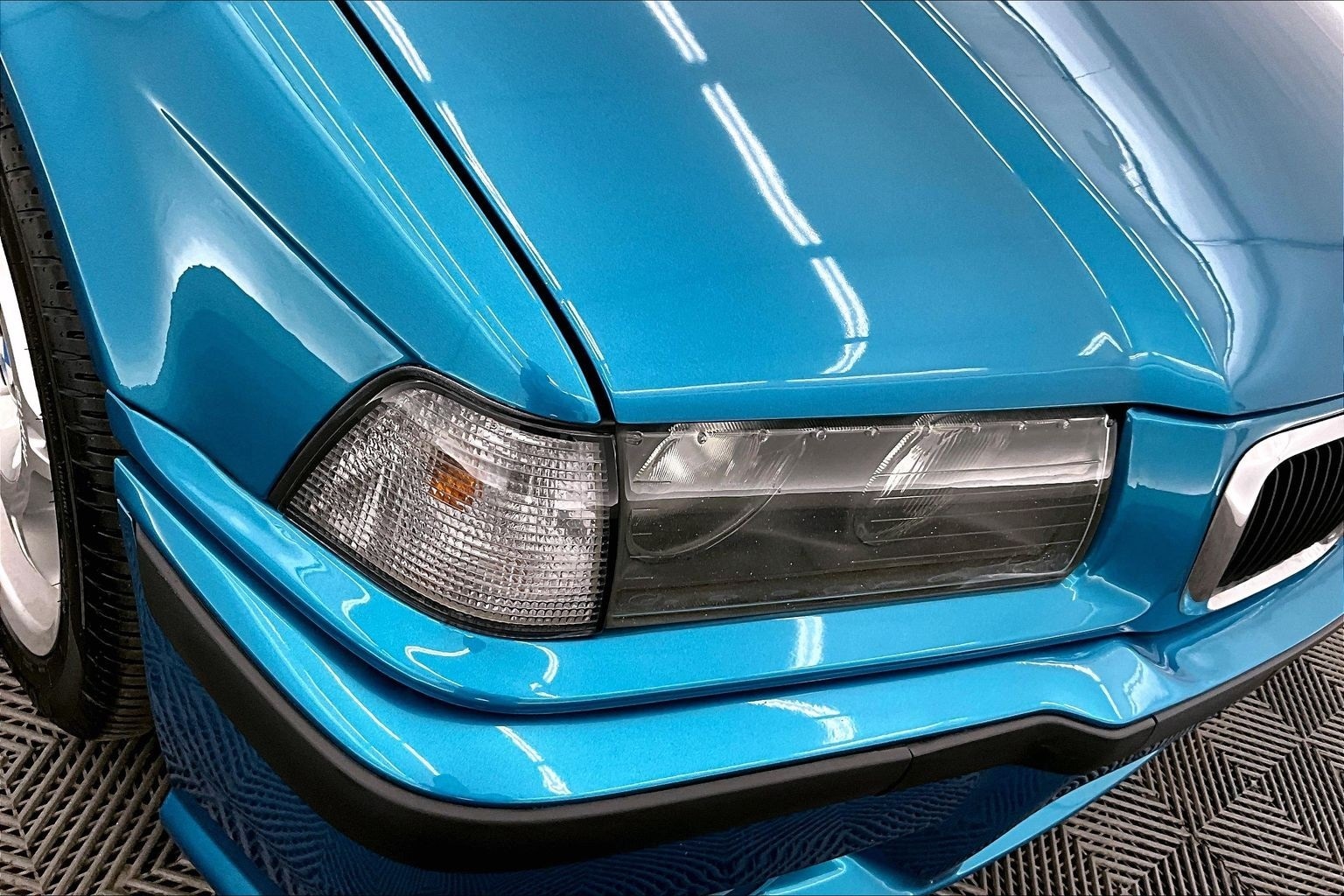 Thumbnail: 1998 BMW 3 Series - 31