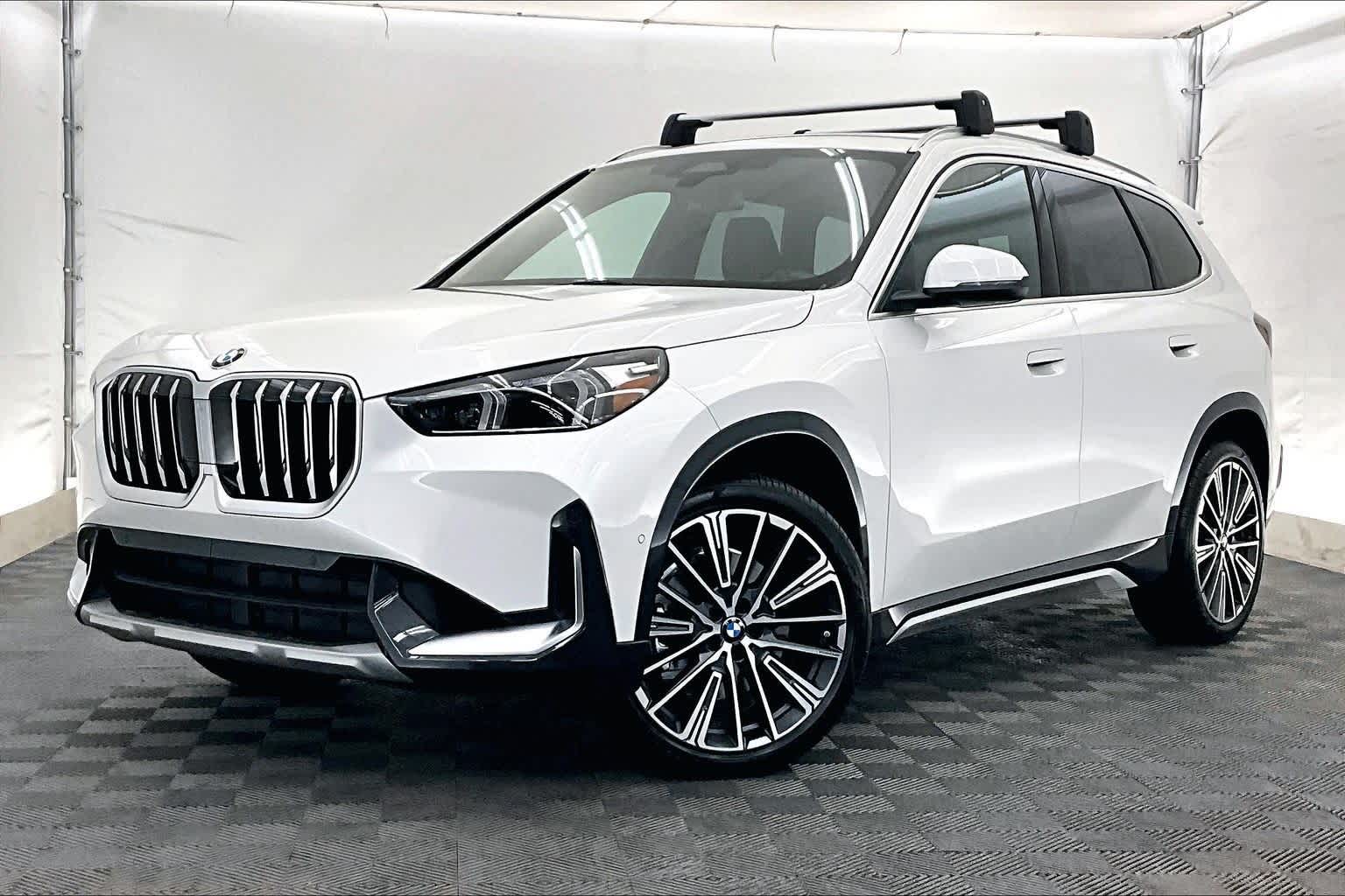 Thumbnail: 2026 BMW X1 - 1