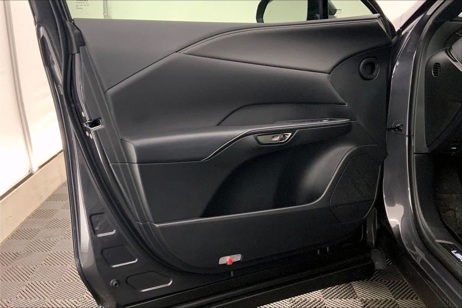 Thumbnail: 2025 Lexus RX - 27