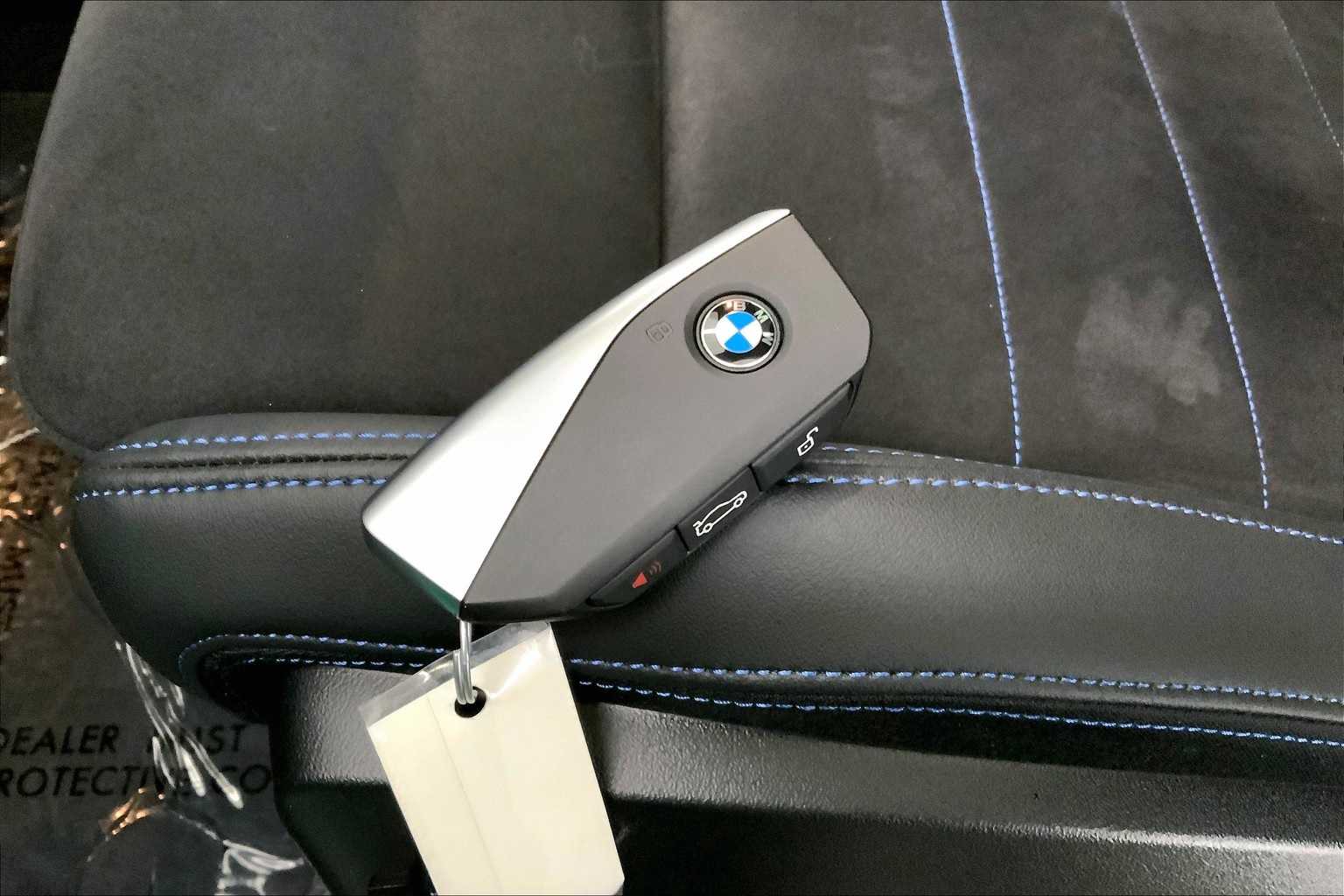 Thumbnail: 2025 BMW X1 - 20