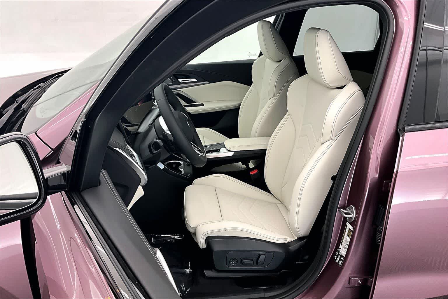 Thumbnail: 2026 BMW X1 - 11