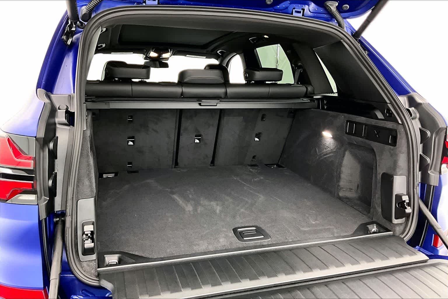 Thumbnail: 2026 BMW X5 - 18