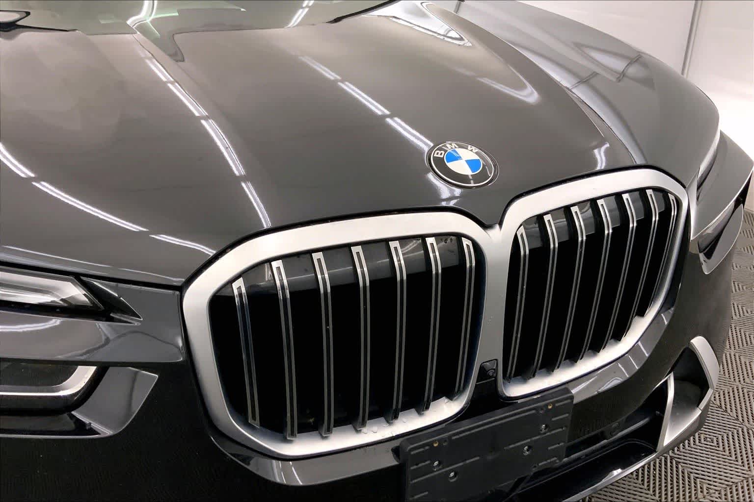 Thumbnail: 2024 BMW X7 - 33