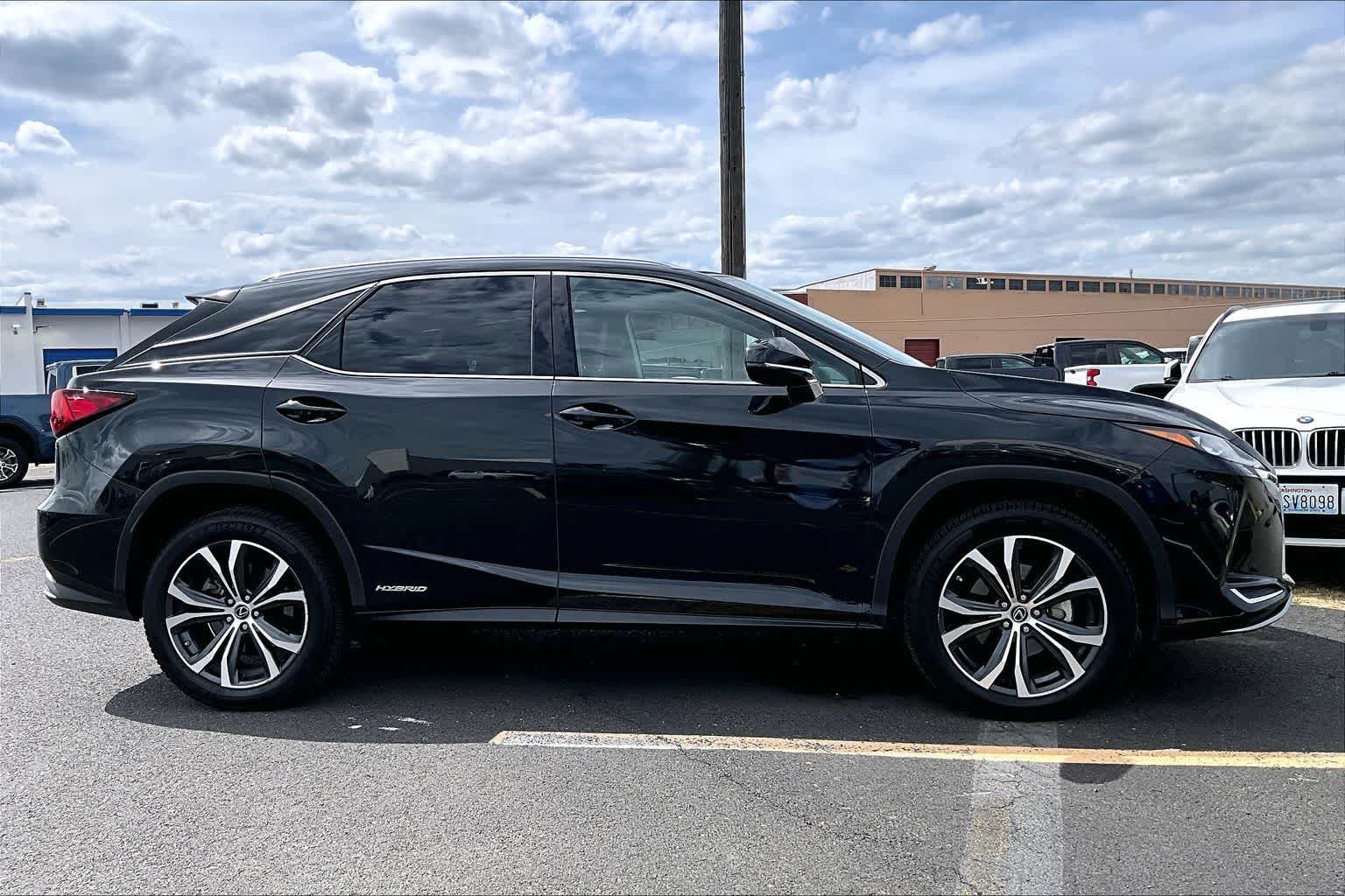 Thumbnail: 2022 Lexus RX - 9