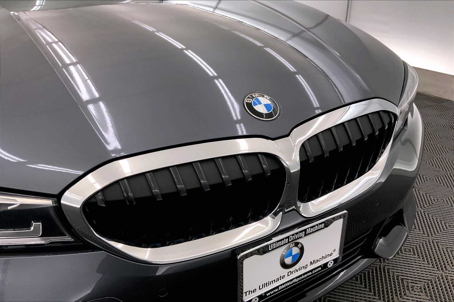 Thumbnail: 2021 BMW 3 Series - 33