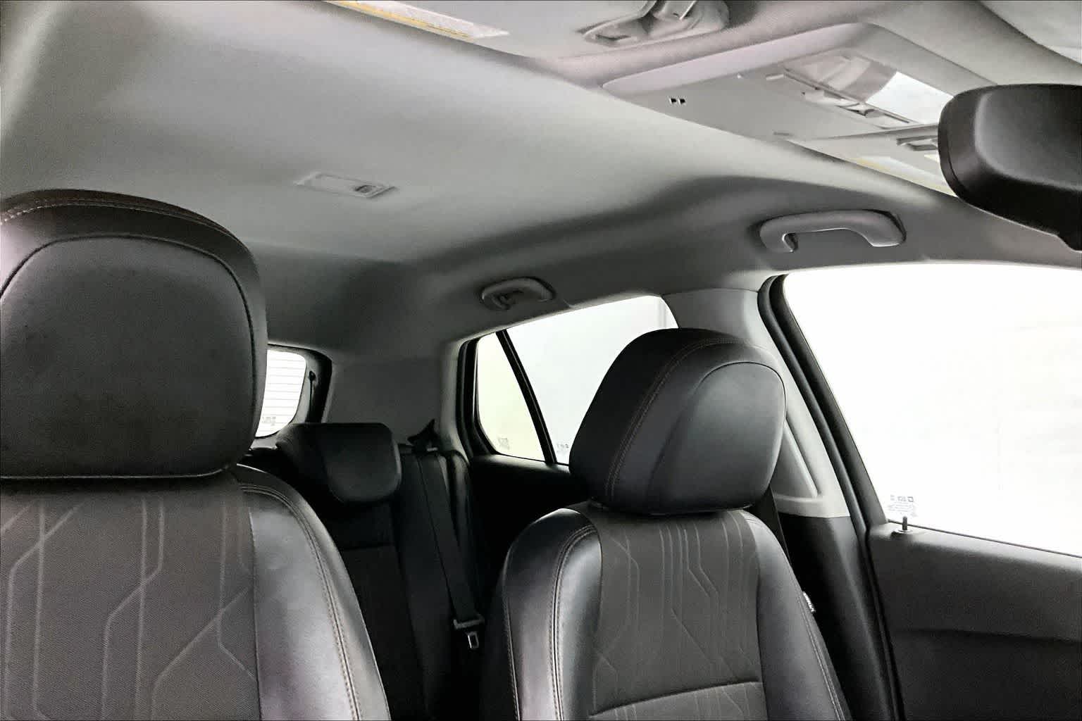 Thumbnail: 2020 Chevrolet Trax - 30