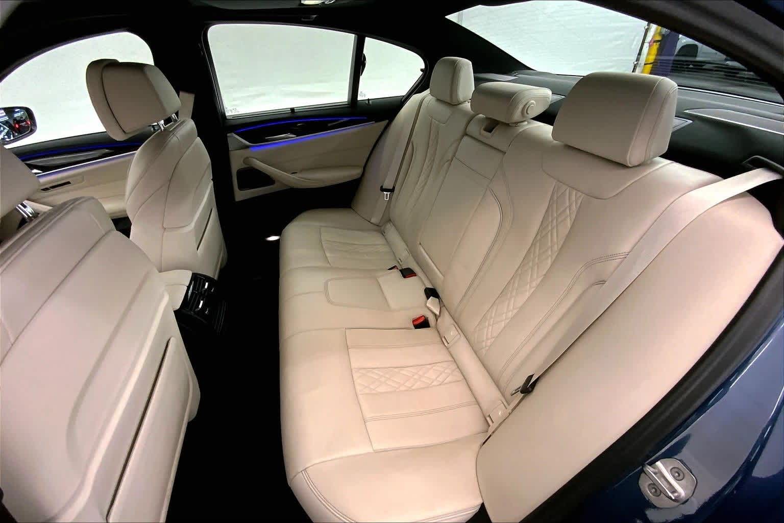 Thumbnail: 2023 BMW 5 Series - 29