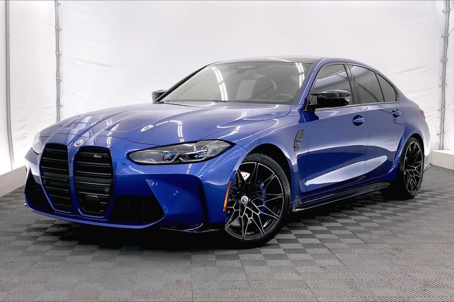 Thumbnail: 2023 BMW M3 - 1