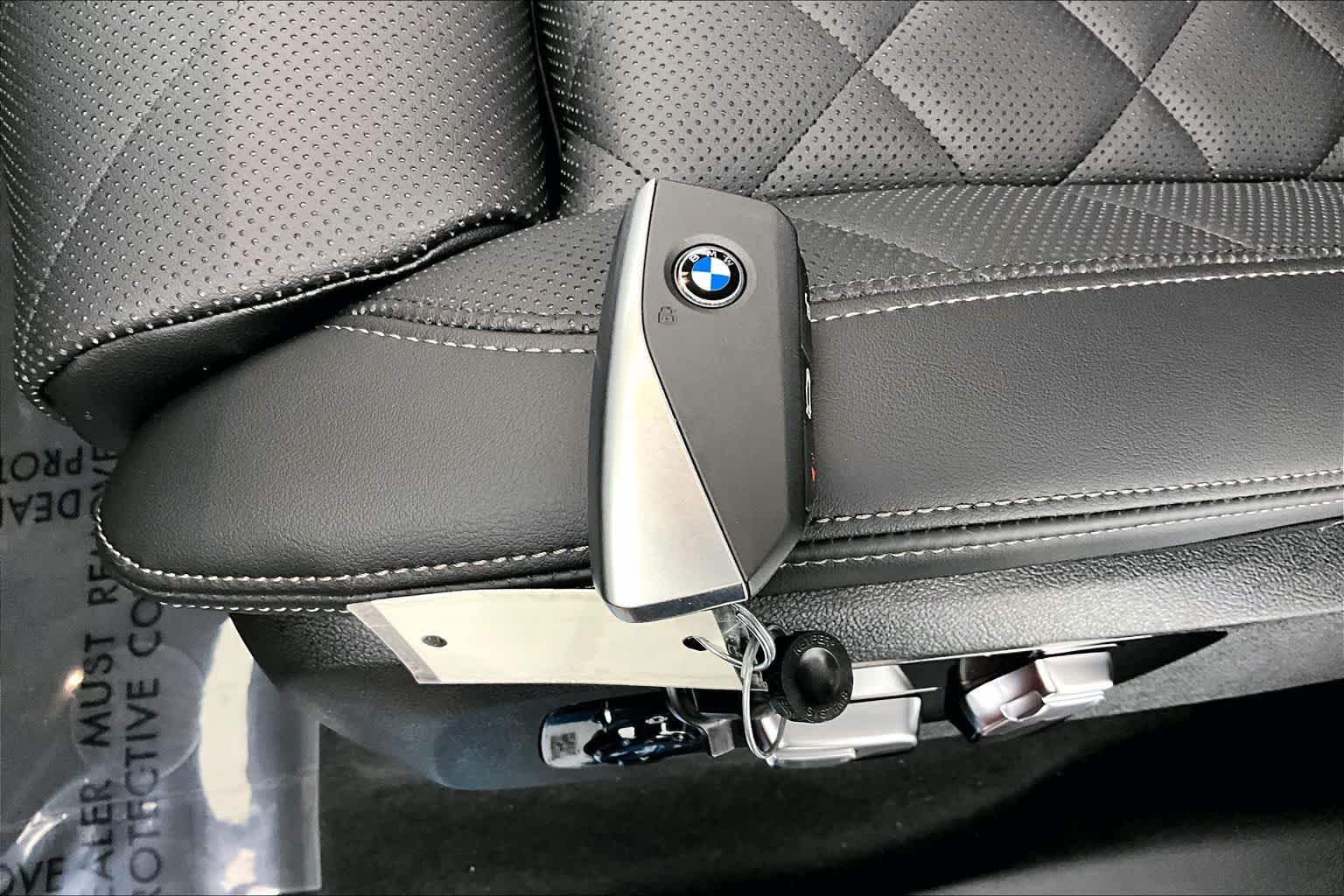 Thumbnail: 2026 BMW X5 - 20