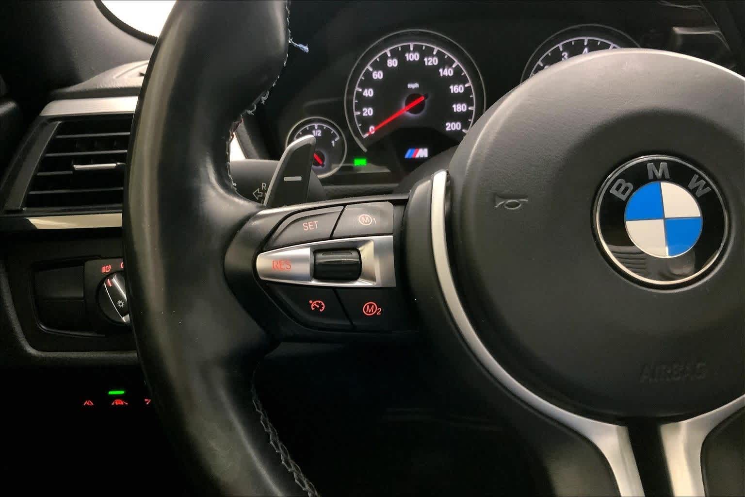 Thumbnail: 2015 BMW M4 - 23