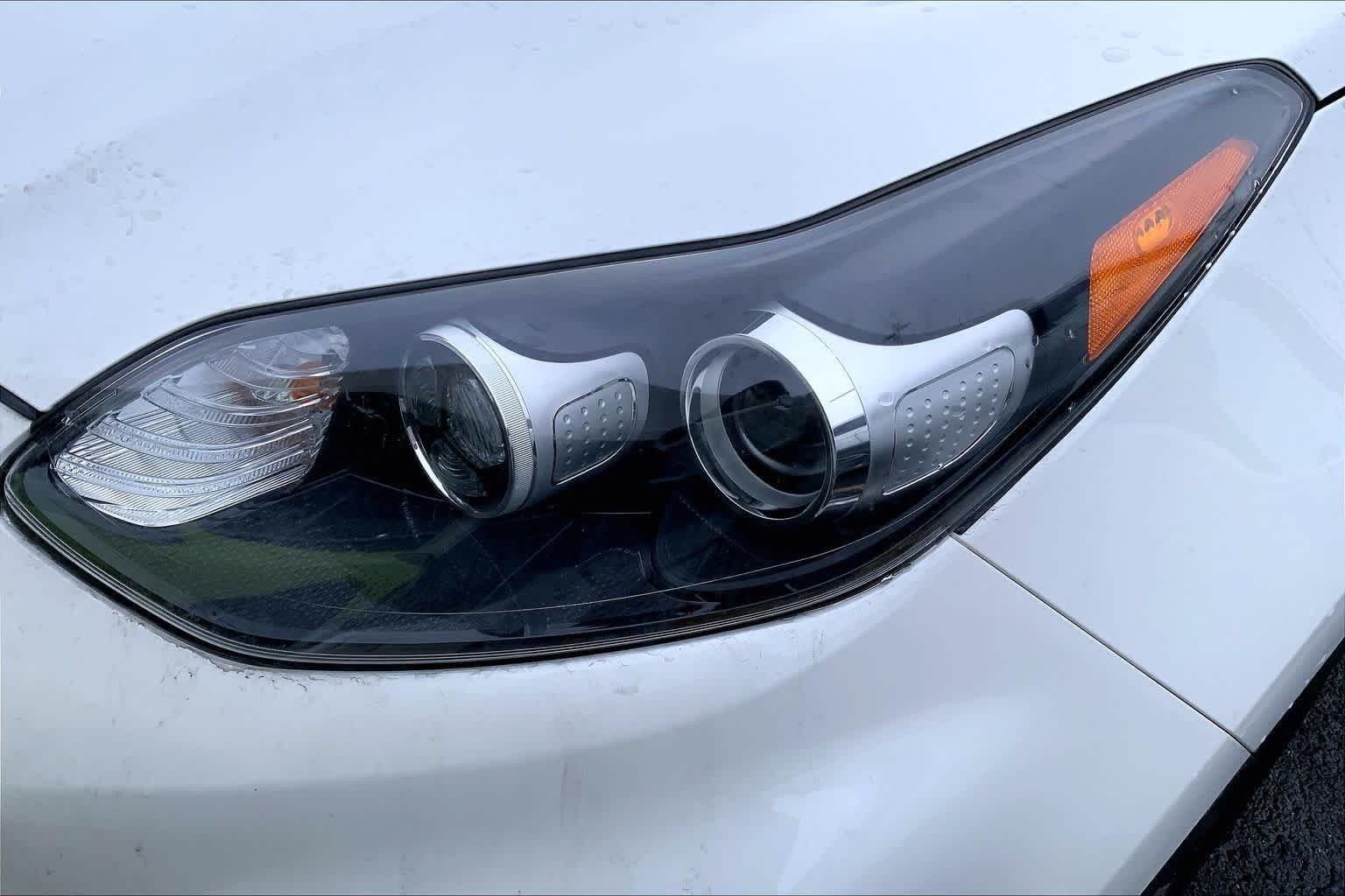 Thumbnail: 2022 Kia Sportage - 16