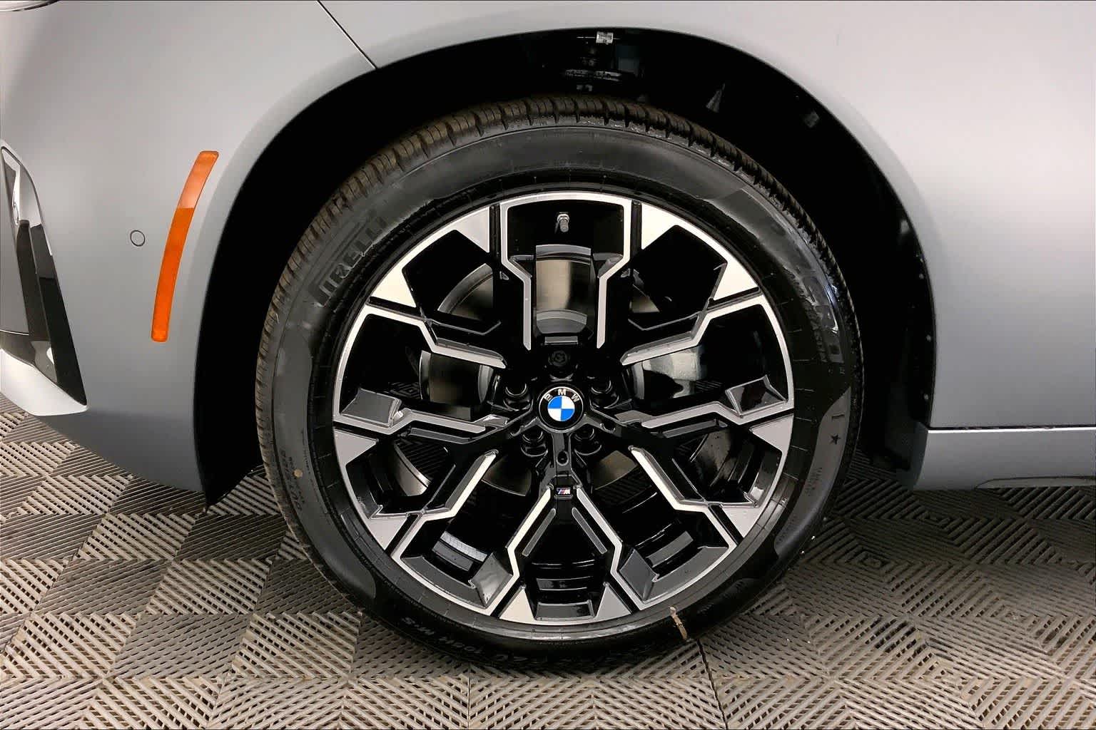 Thumbnail: 2025 BMW X3 - 8