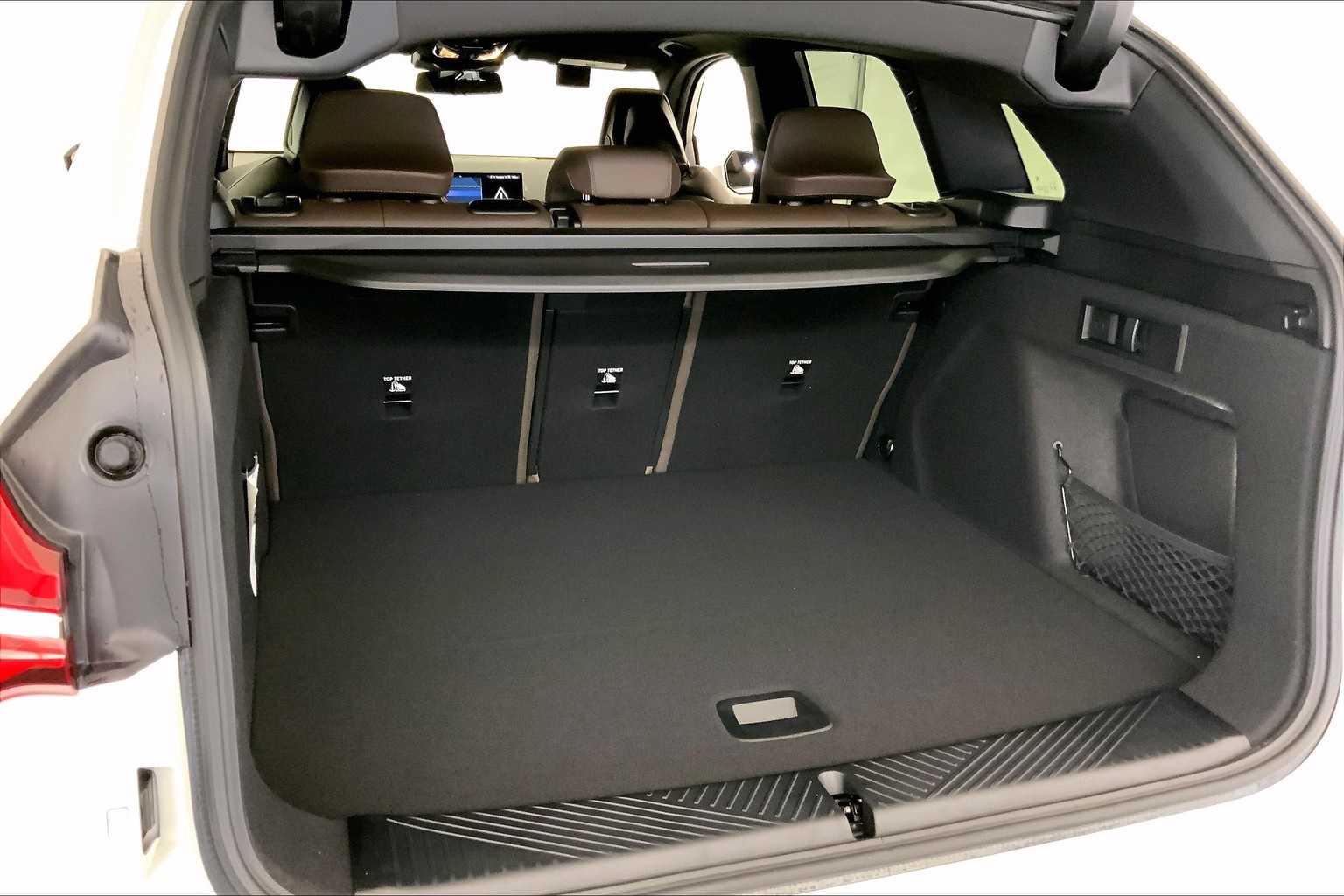 Thumbnail: 2025 BMW X3 - 19