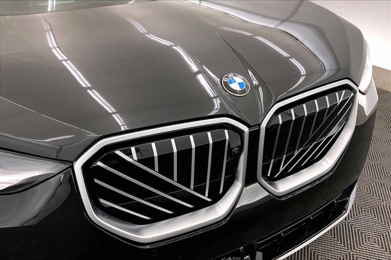Thumbnail: 2025 BMW X3 - 33