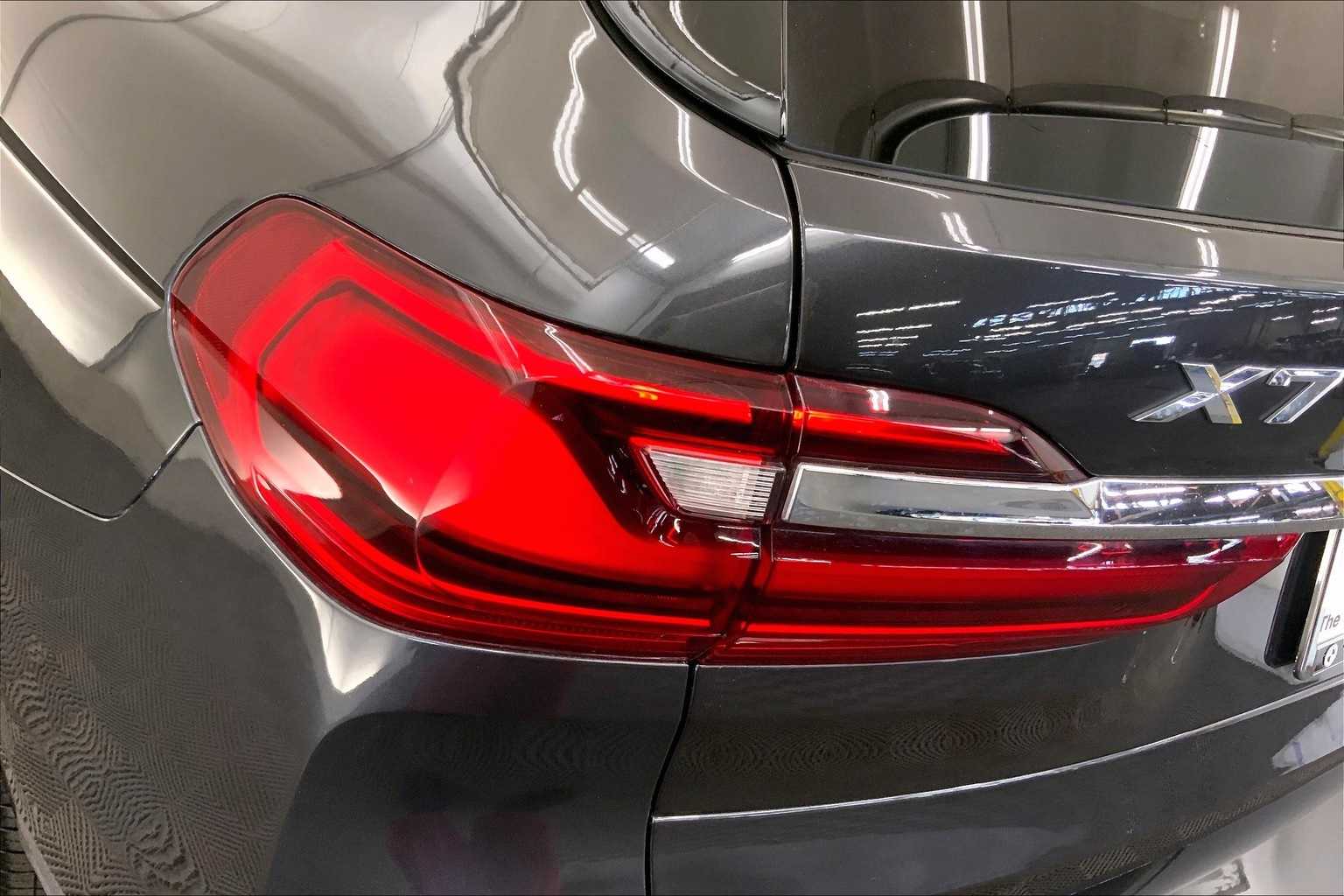 Thumbnail: 2022 BMW X7 - 32