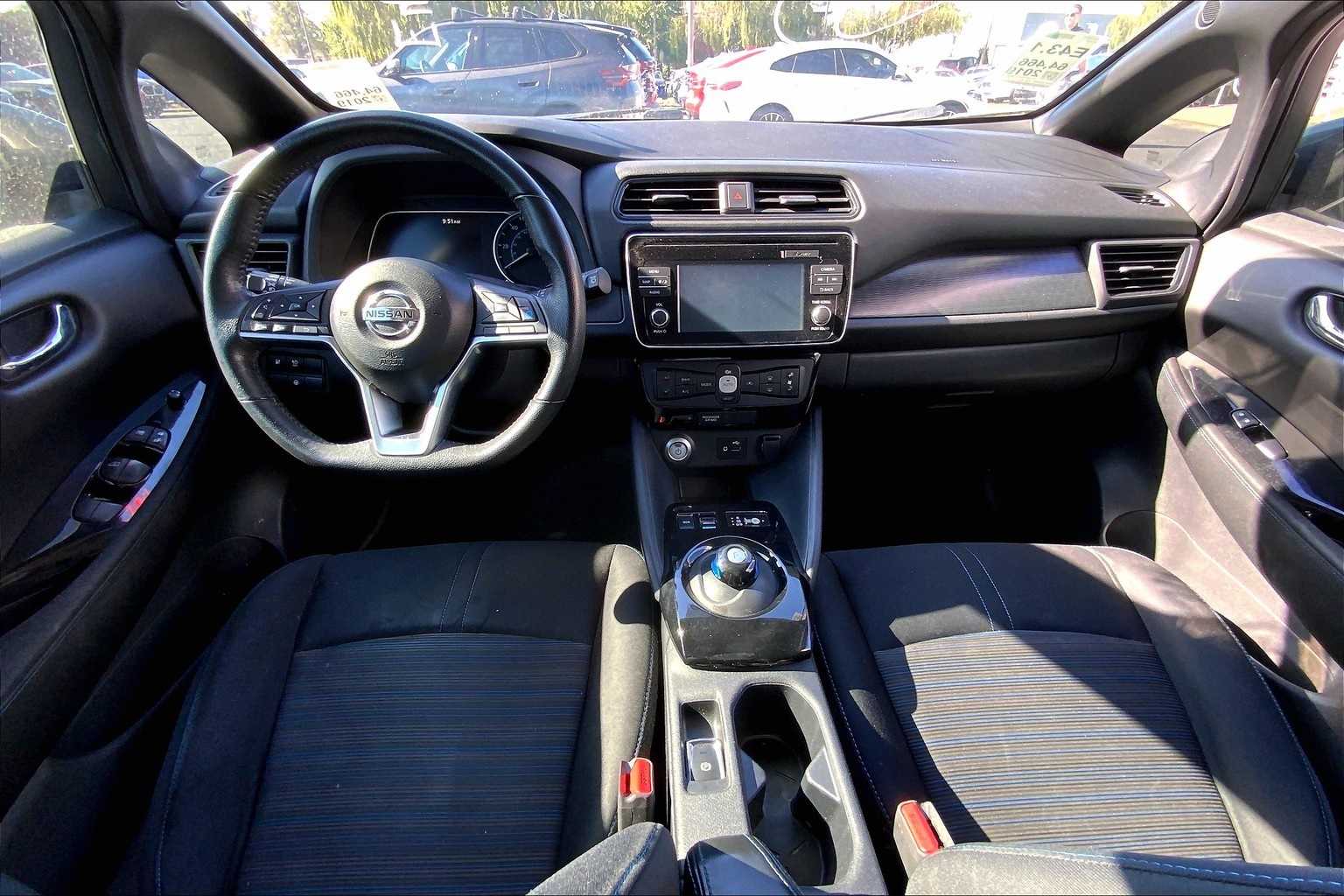 Thumbnail: 2019 Nissan Leaf - 10
