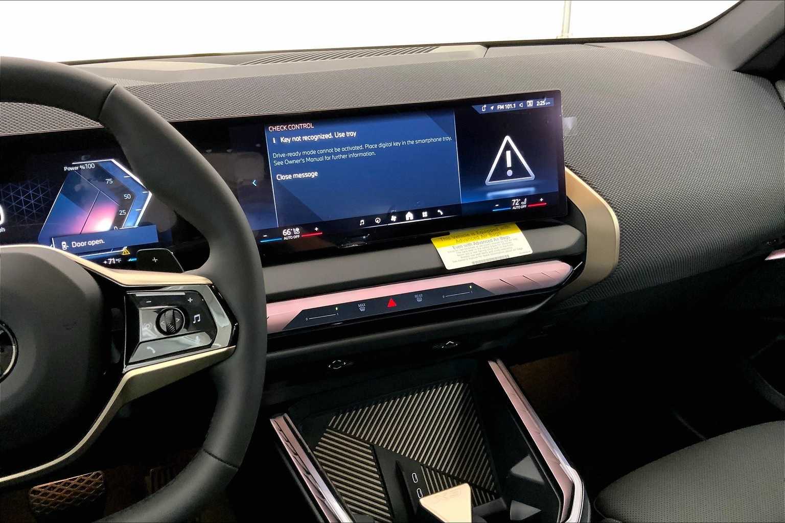 Thumbnail: 2025 BMW X3 - 16