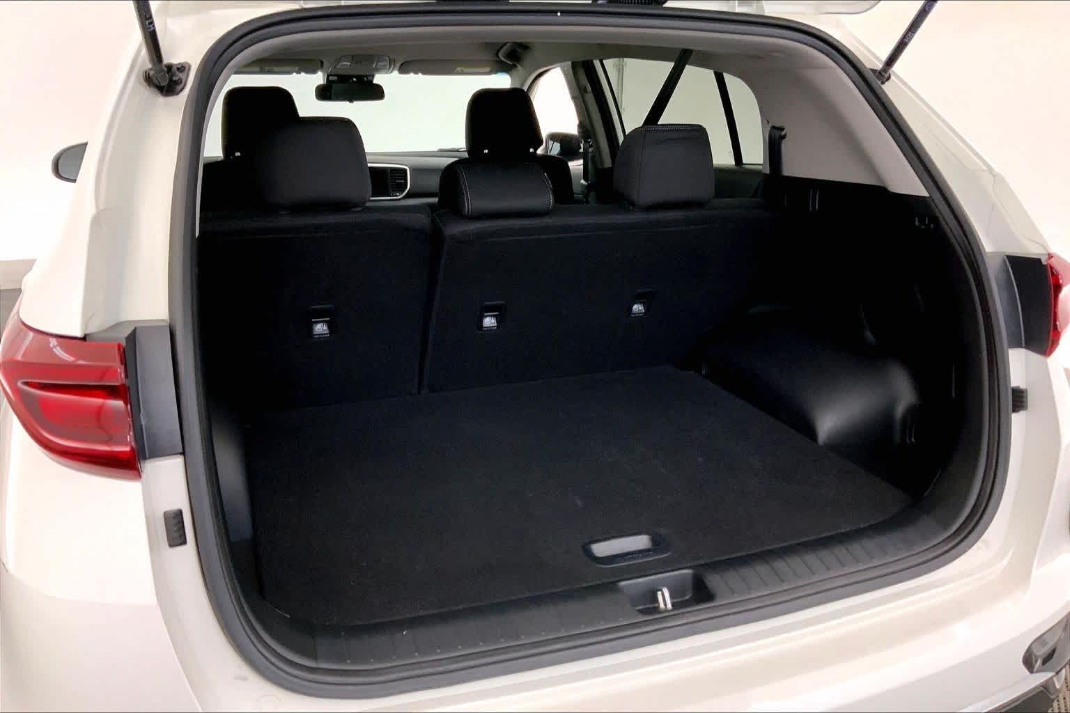 Thumbnail: 2022 Kia Sportage - 18