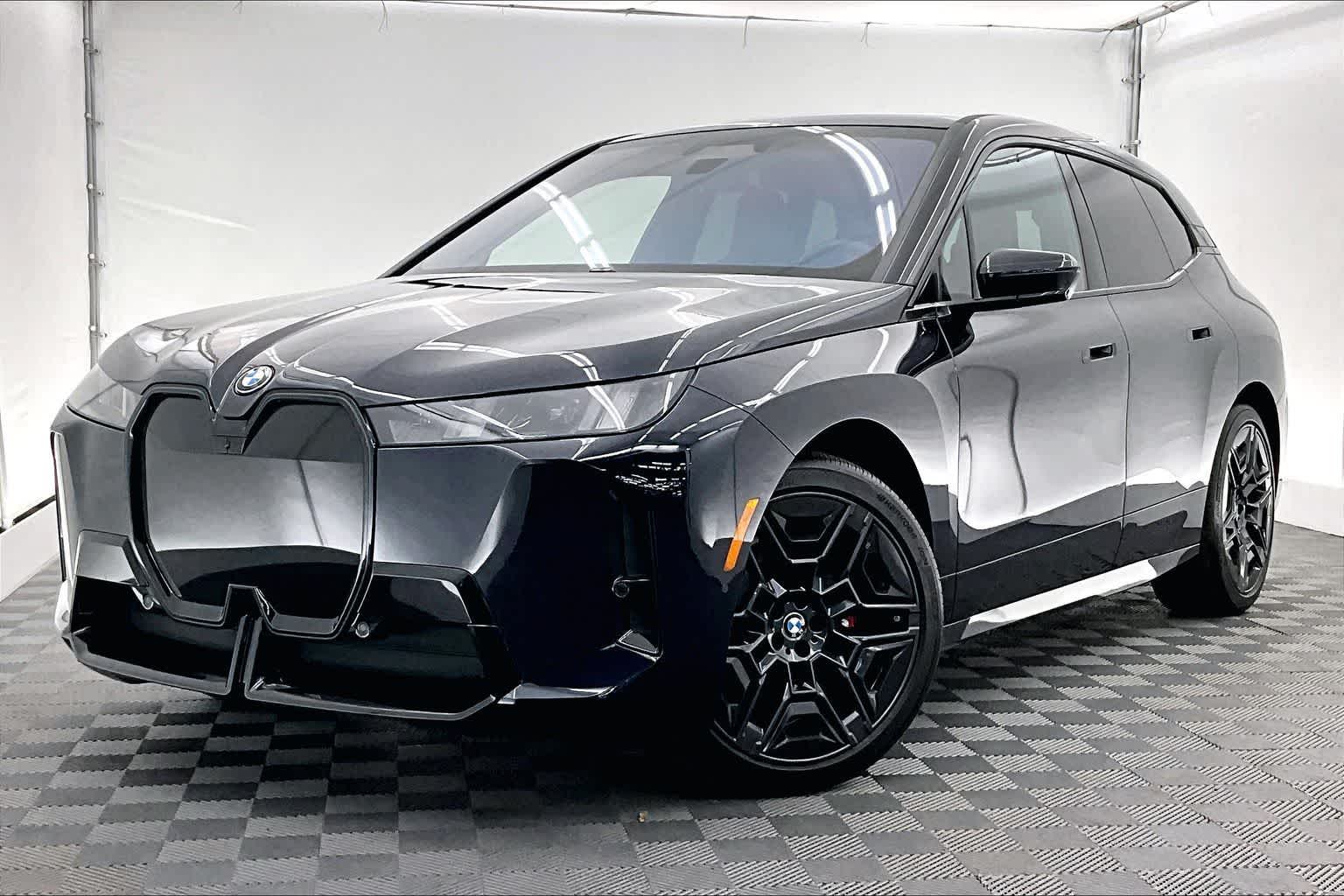 Thumbnail: 2026 BMW iX - 1