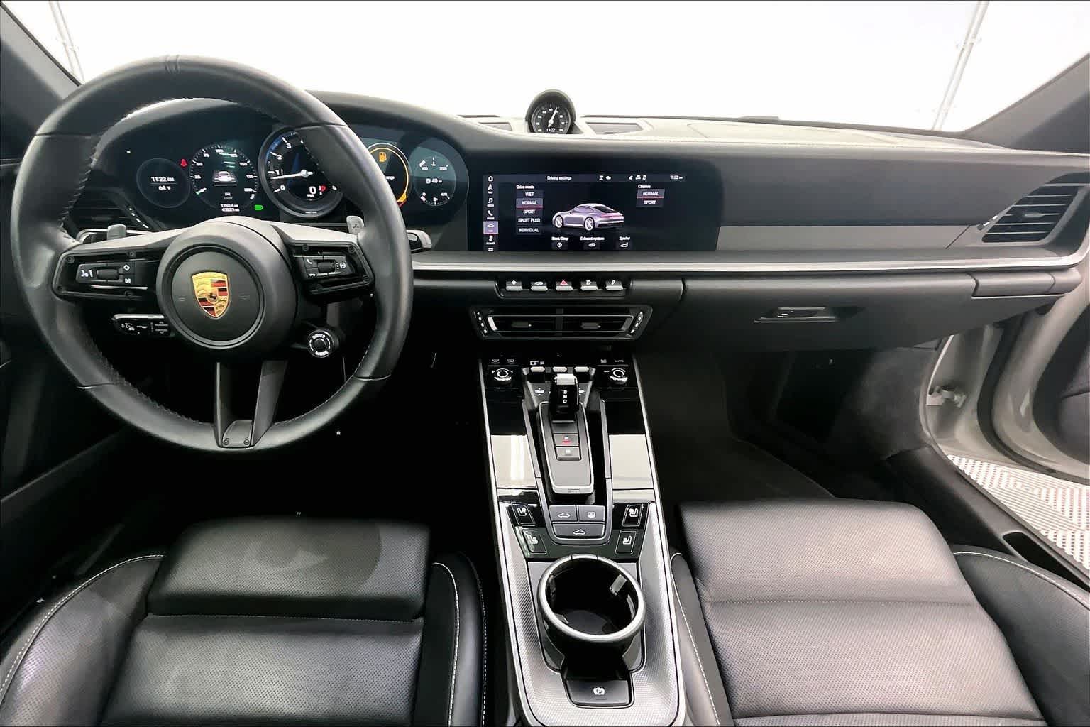 Thumbnail: 2020 Porsche 911 - 10