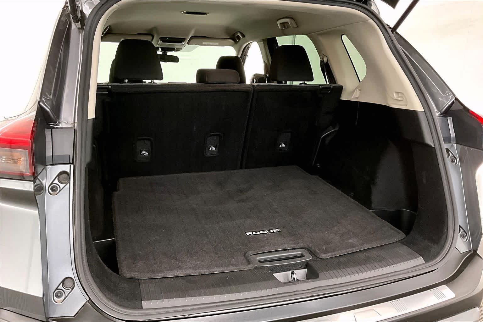 Thumbnail: 2021 Nissan Rogue - 18