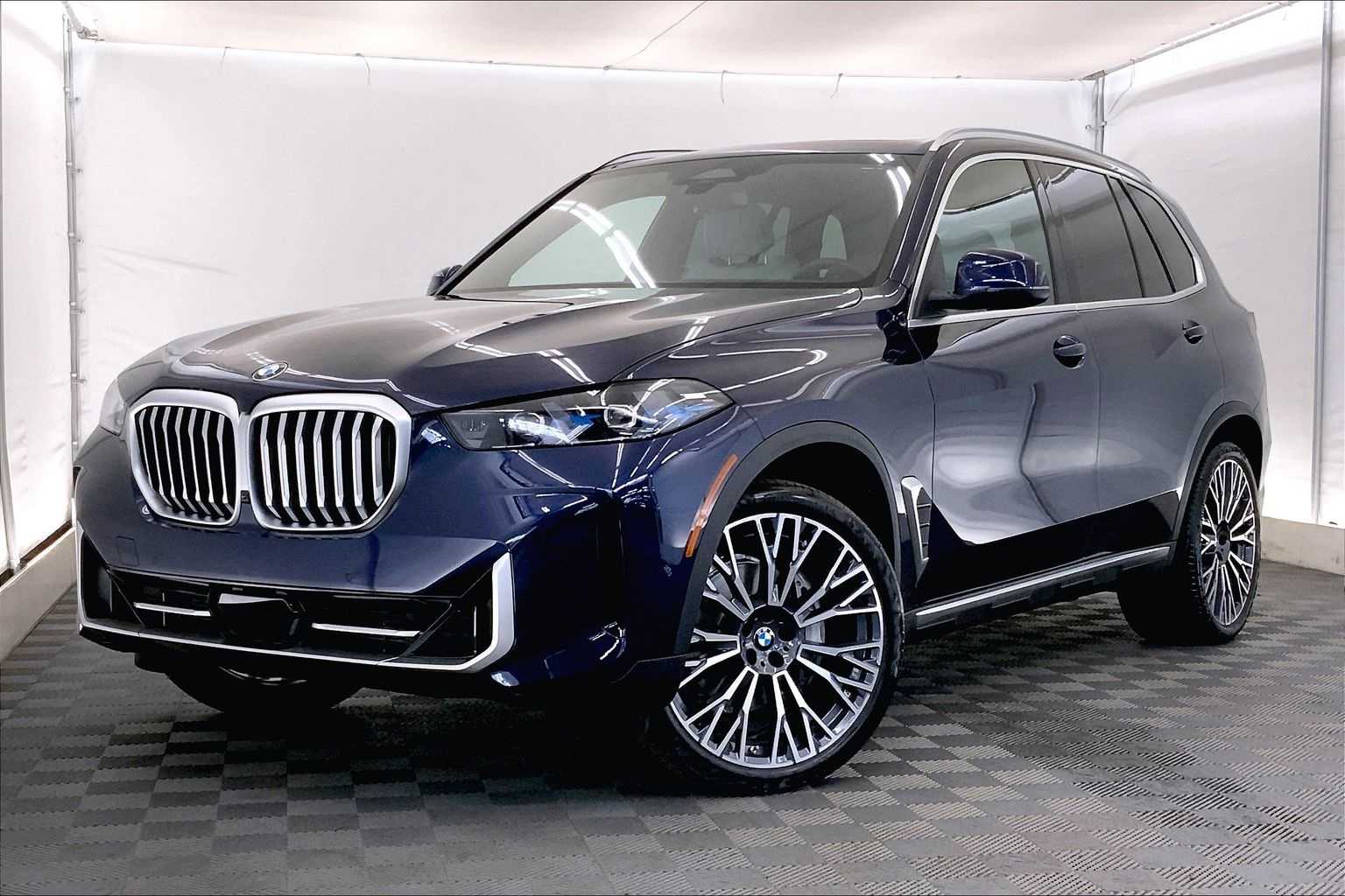 Thumbnail: 2026 BMW X5 - 1
