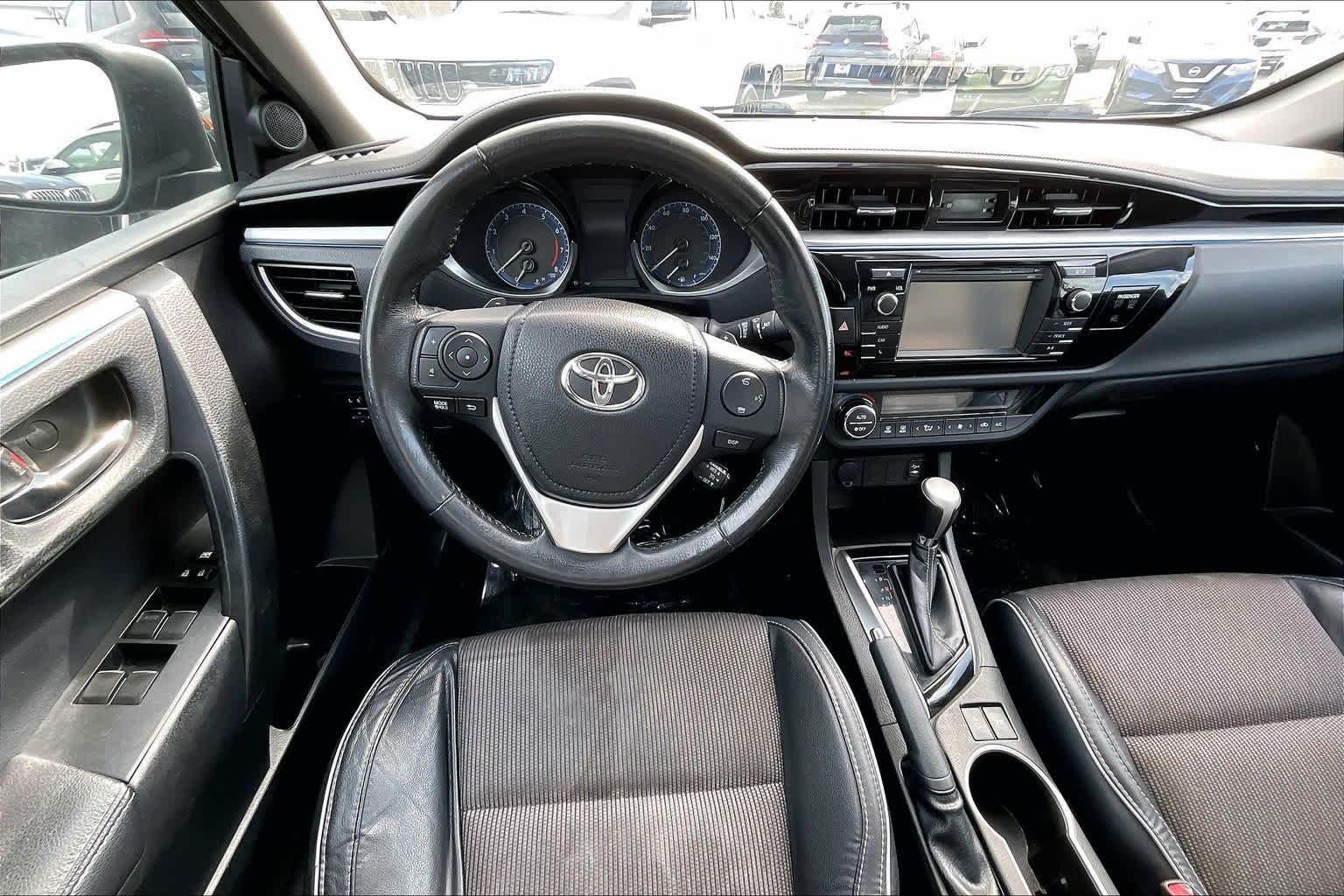 Thumbnail: 2016 Toyota Corolla - 15