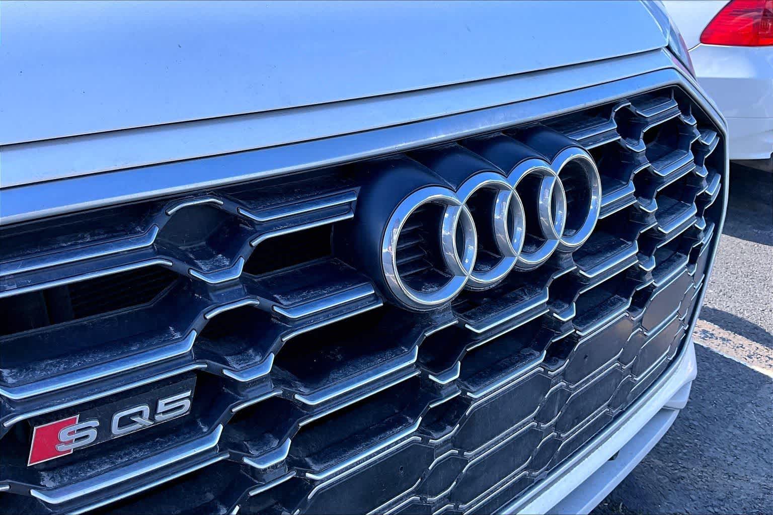 Thumbnail: 2022 Audi SQ5 - 17