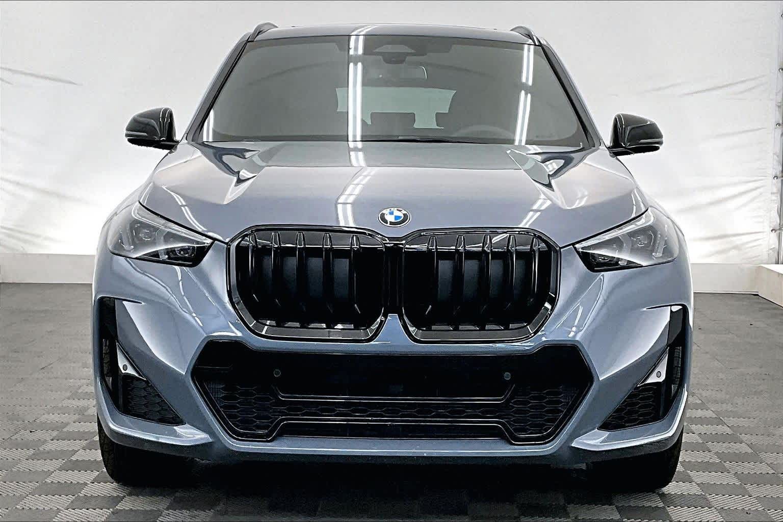 Thumbnail: 2026 BMW X1 - 6